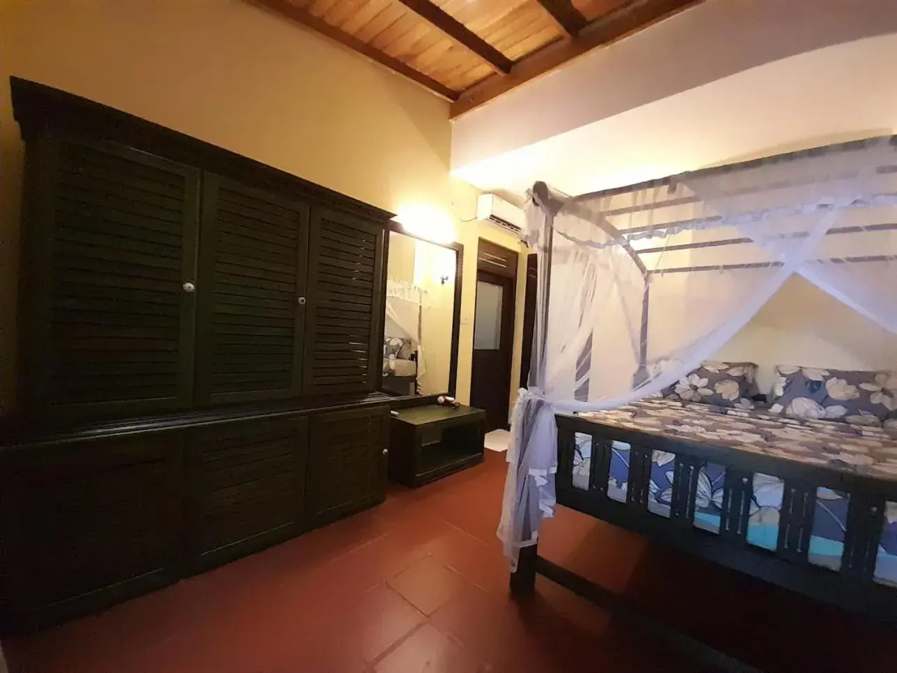 Budget Double or Twin Room in Villa Thawthisa The Boutique Hotel Unawatuna Budget Double or Twin Room in Villa Thawthisa The Boutique Hotel Unawatuna