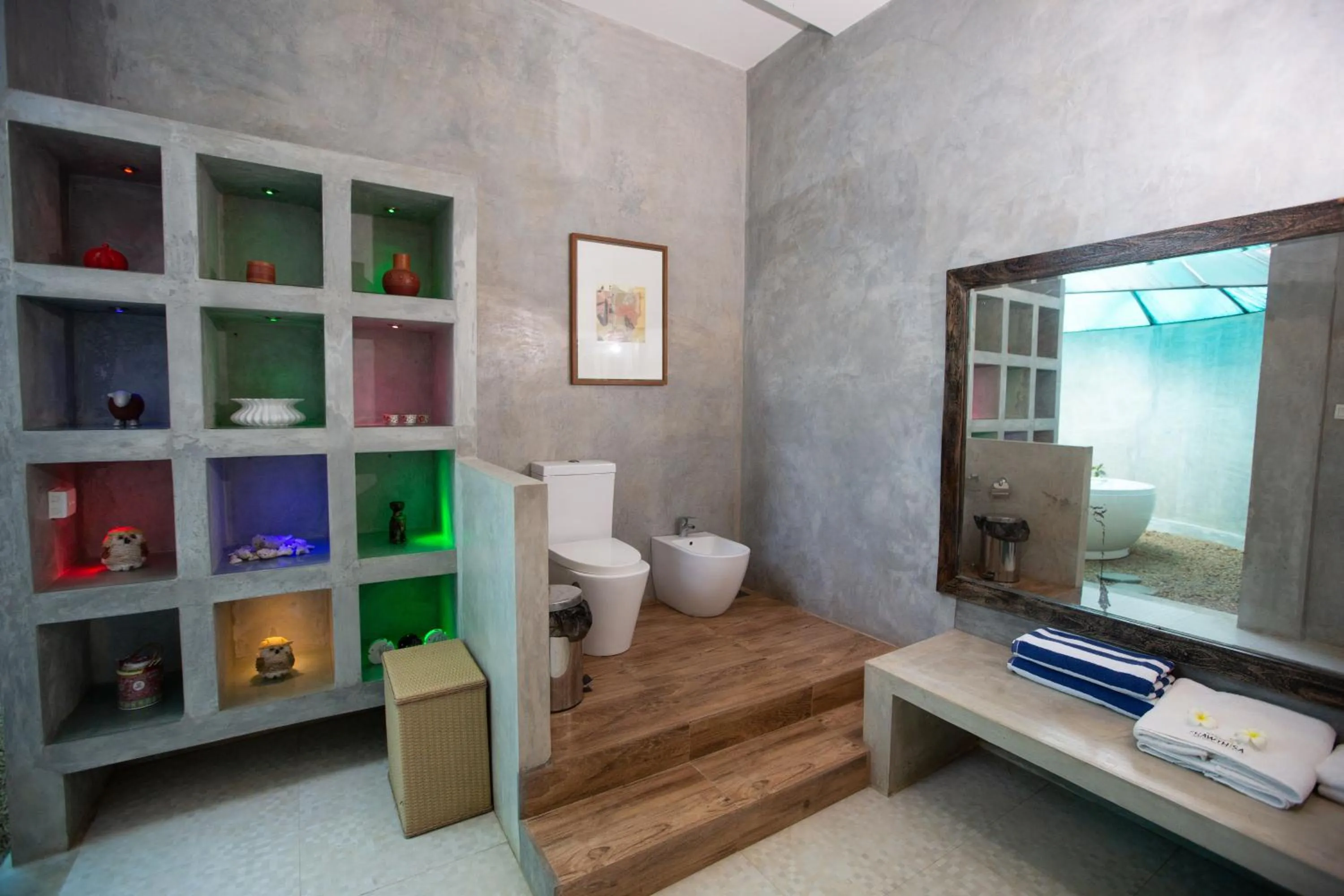 Bathroom in Villa Thawthisa The Boutique Hotel Unawatuna