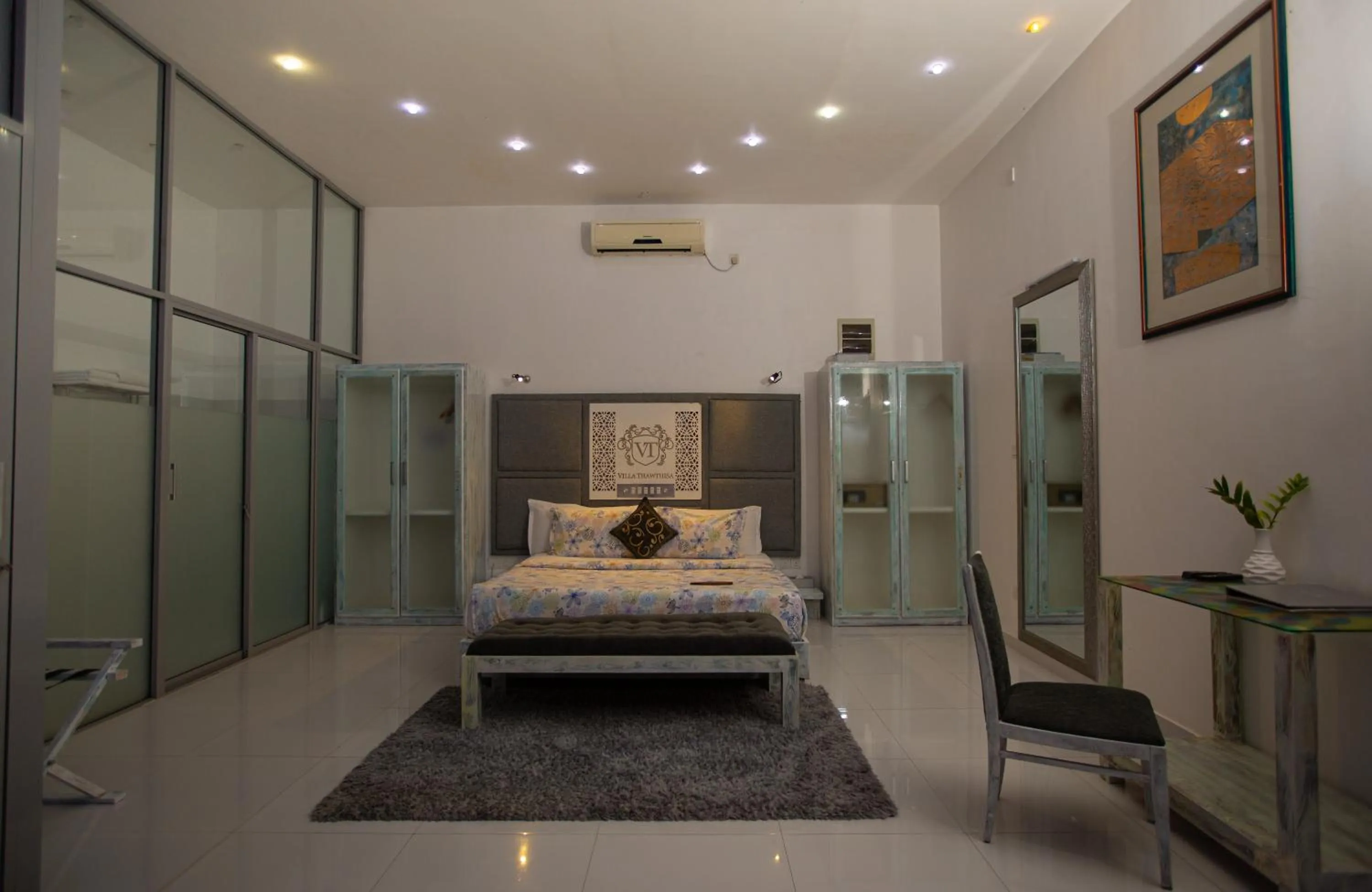 Photo of the whole room in Villa Thawthisa The Boutique Hotel Unawatuna