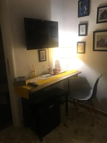 Decorative detail in Ai Senatori