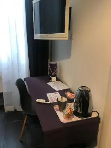 Deluxe Single Room in Ai Senatori Deluxe Single Room in Ai Senatori