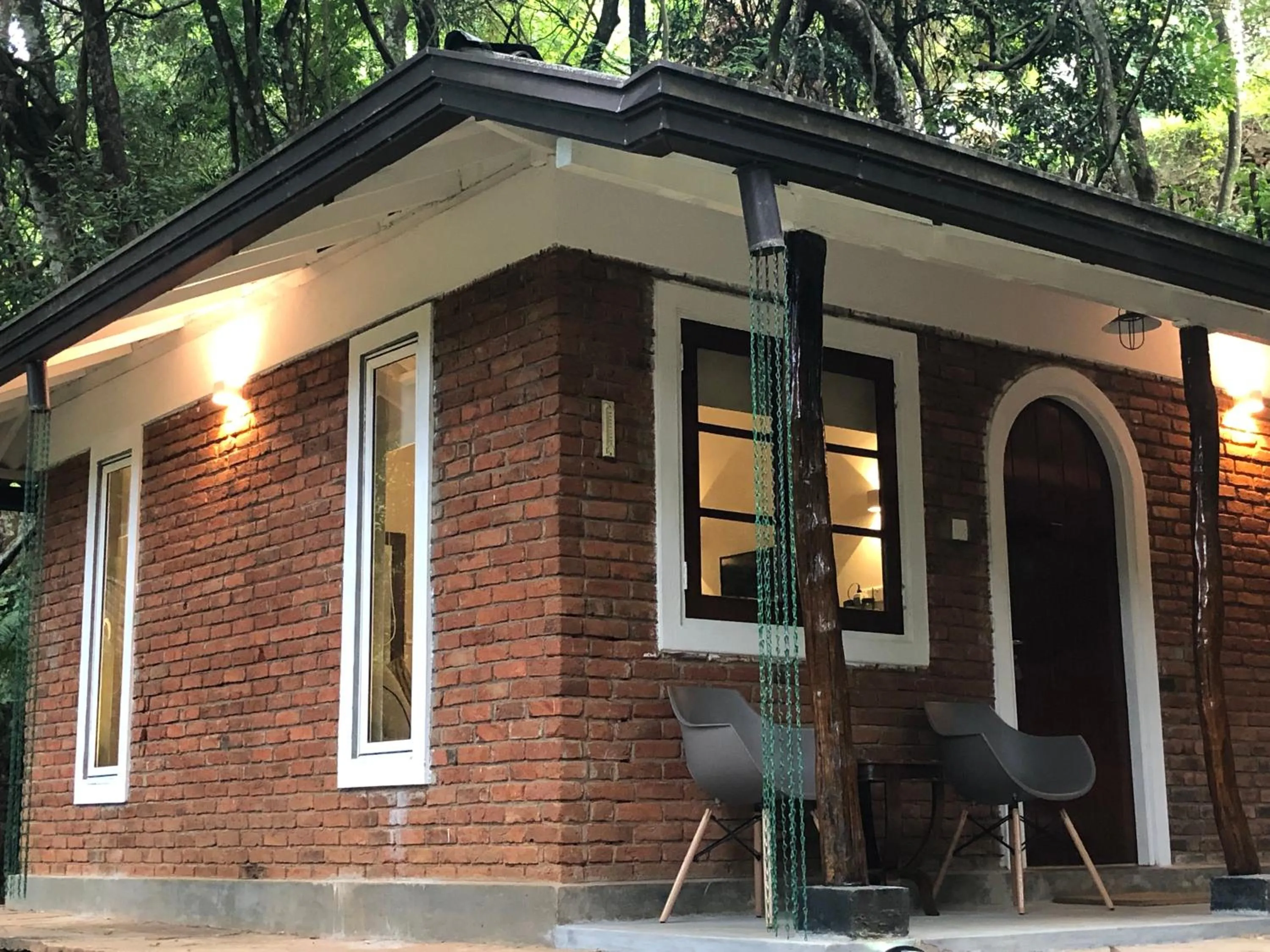 Property building in River Garden Resort