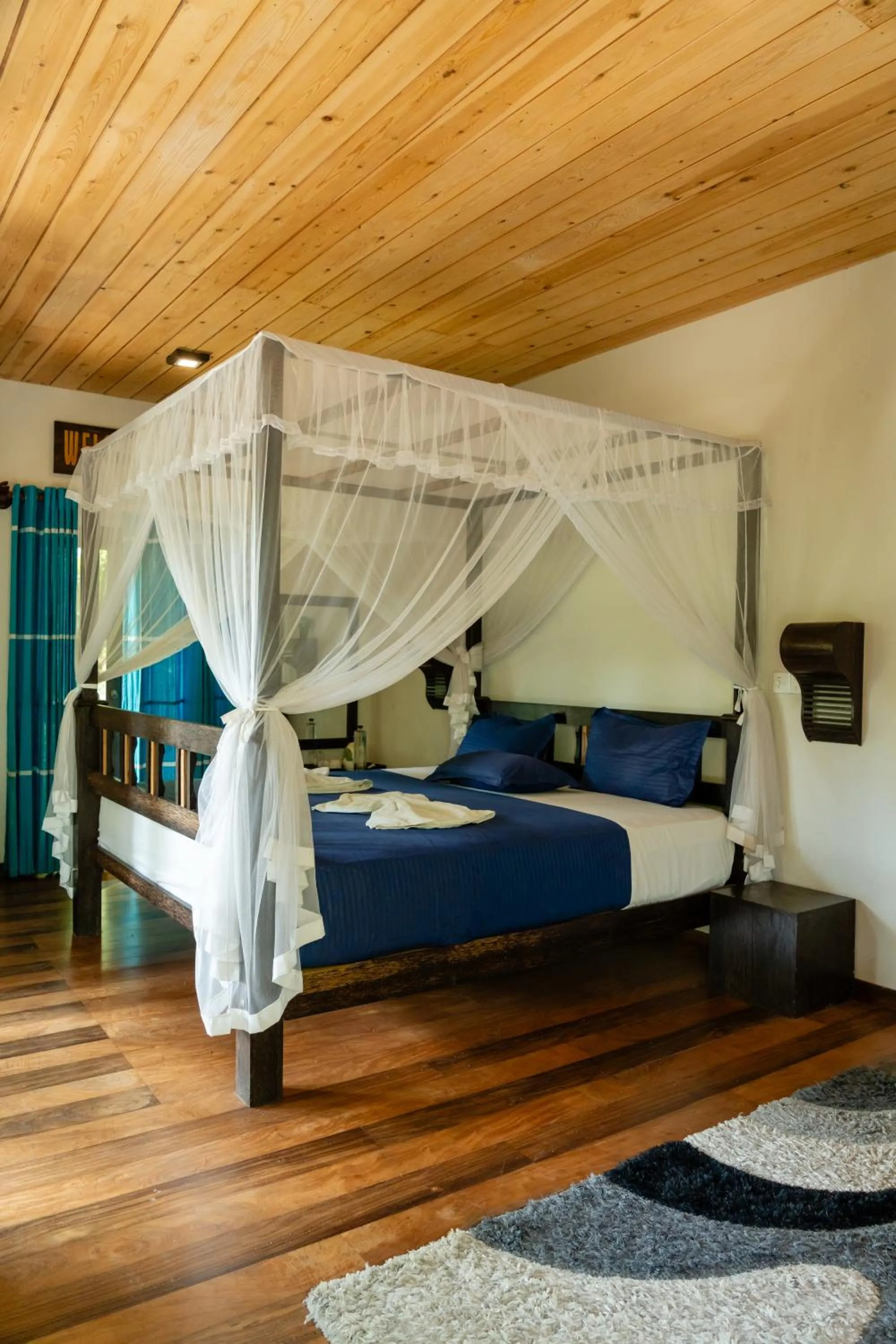 Photo of the whole room, Bed in Leisure Land