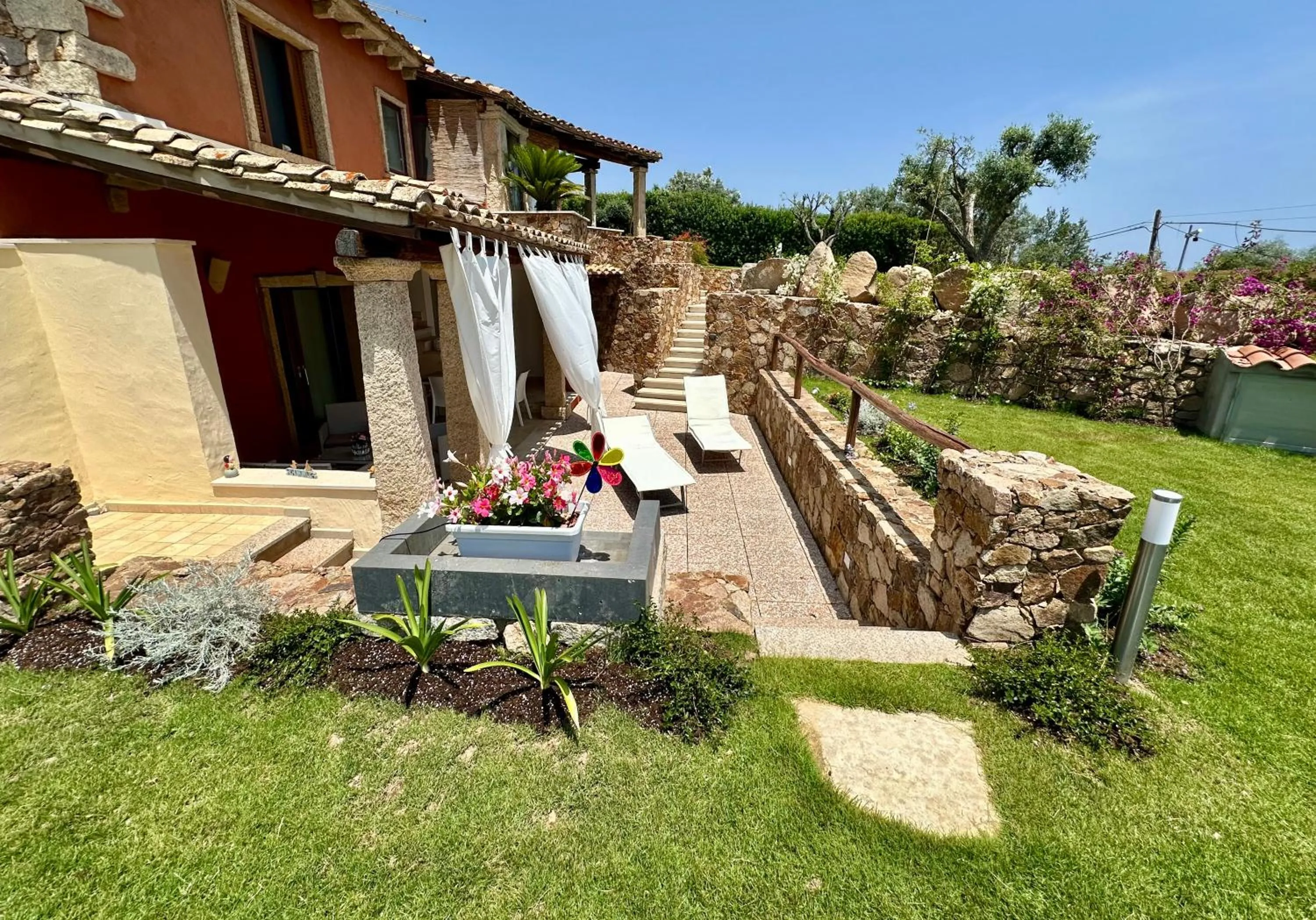 Villa Zippiri Is Molas Pula