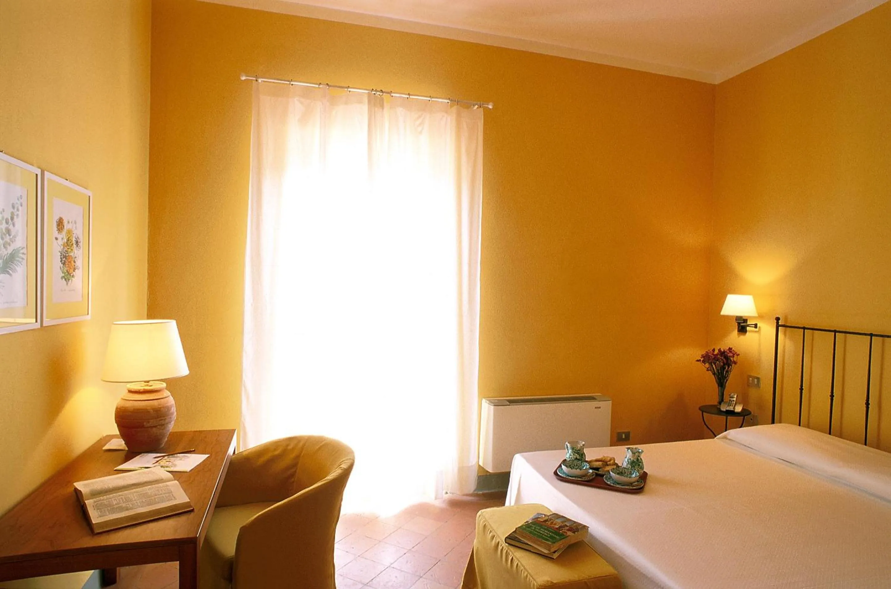 Bedroom, Bed in Villa Ducci