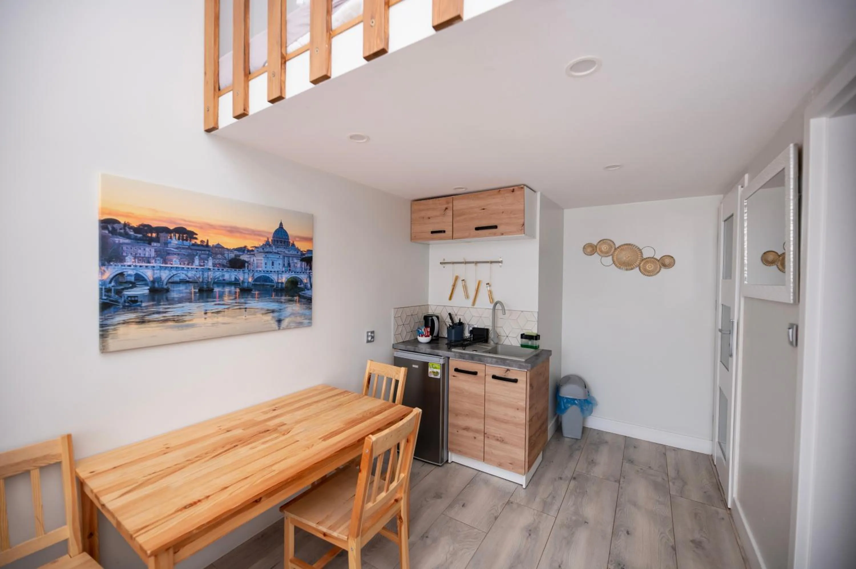 Kitchen or kitchenette in City Place Noclegi