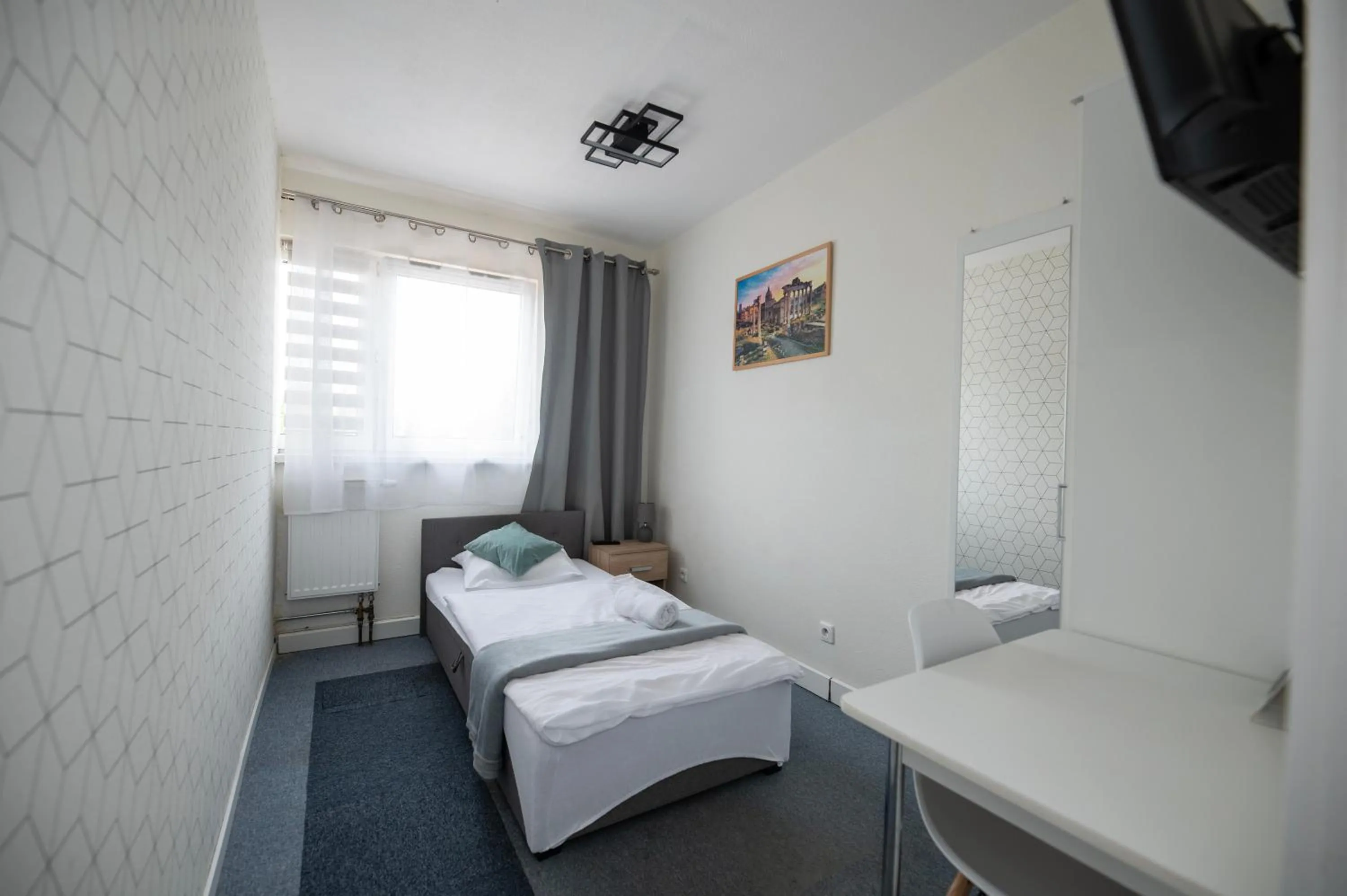 TV and multimedia, Bed in City Place Noclegi