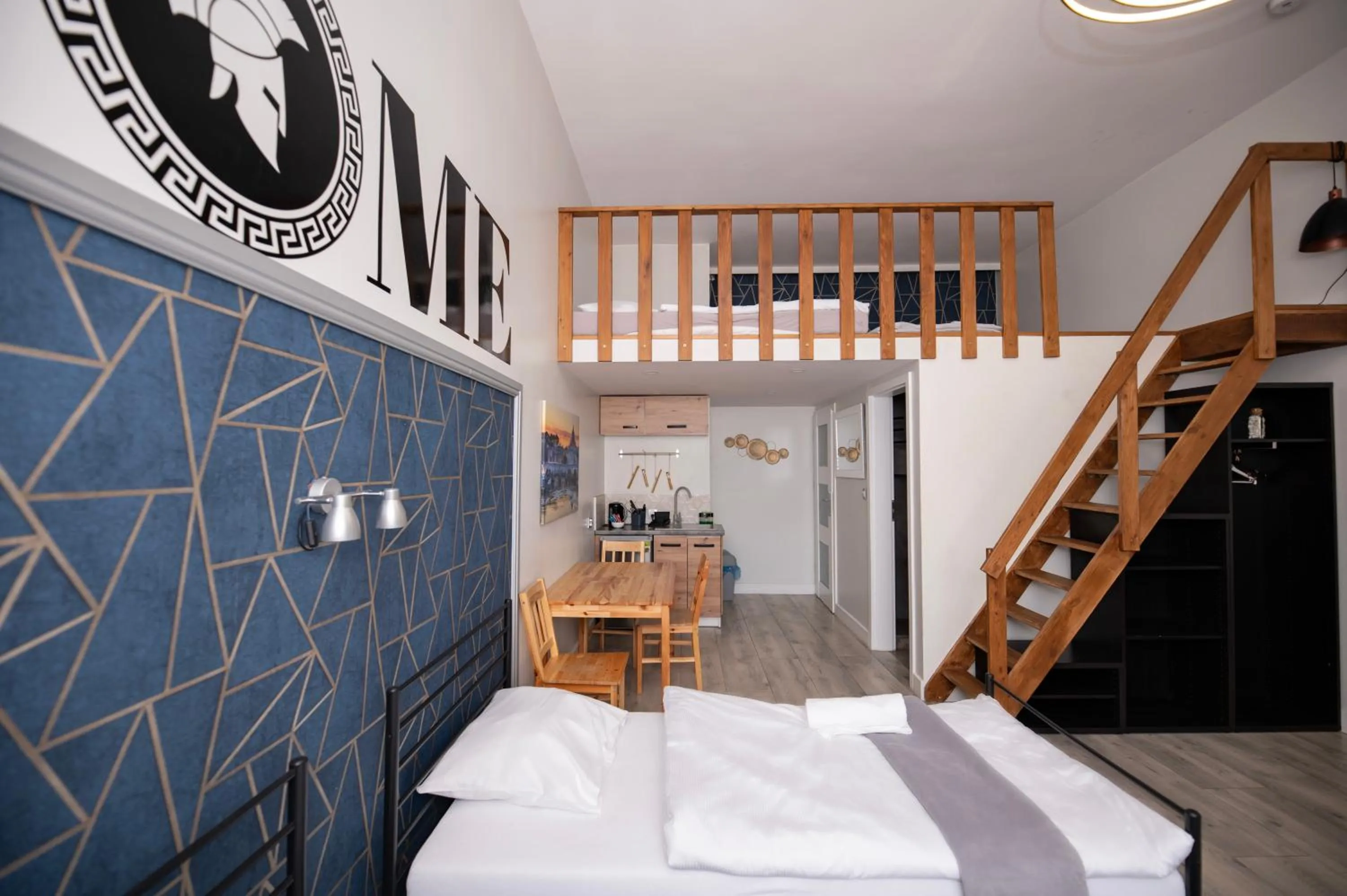 Kitchen or kitchenette, Bed in City Place Noclegi