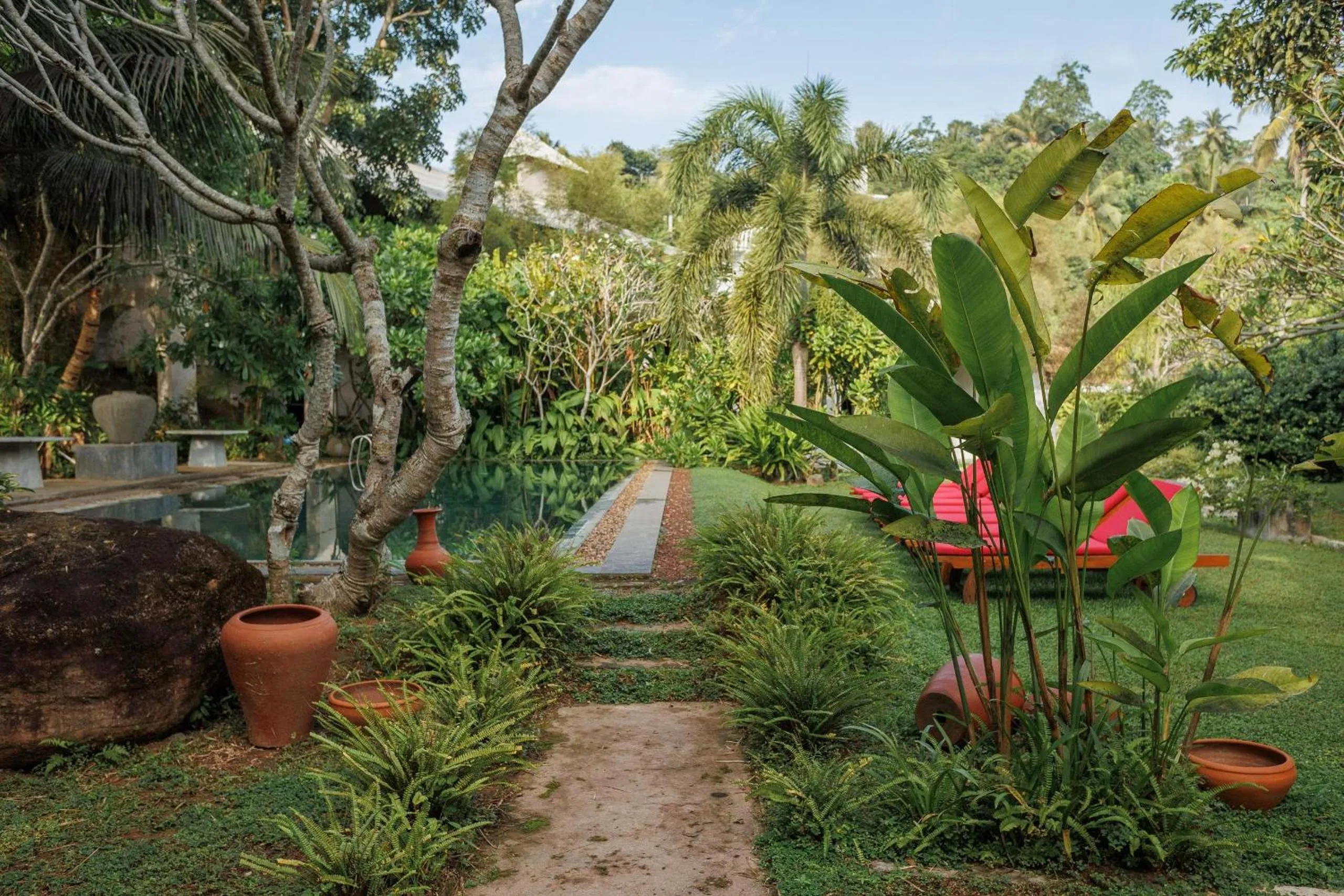 Garden in Villa White Queen Resort & Spa