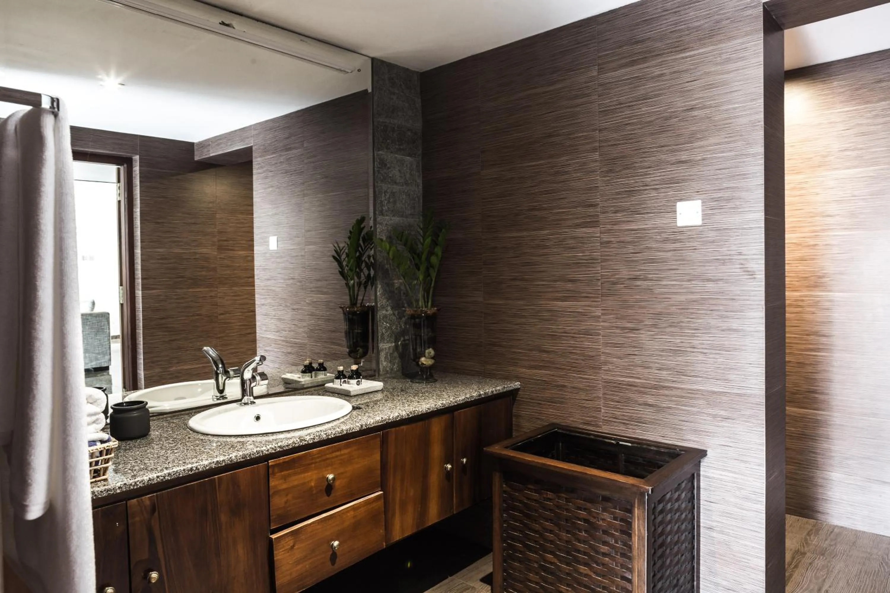 Bathroom in Villa White Queen Resort & Spa