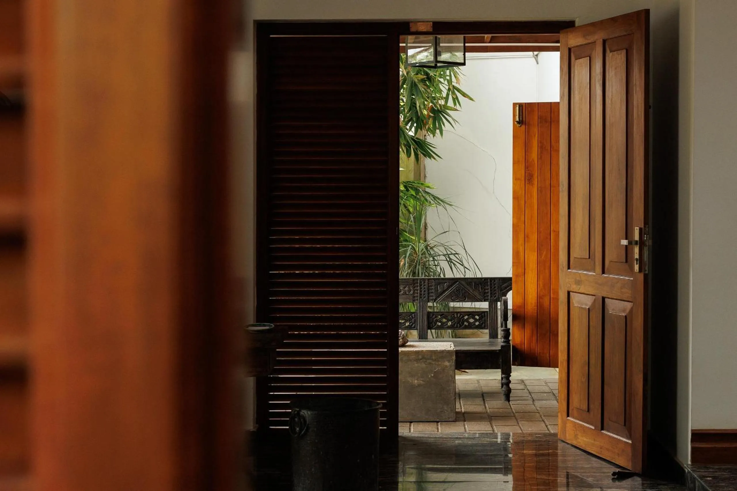 Property building in Villa White Queen Resort & Spa