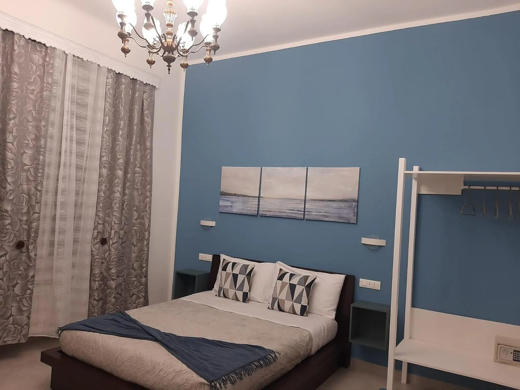 Bedroom, Bed in JustKey