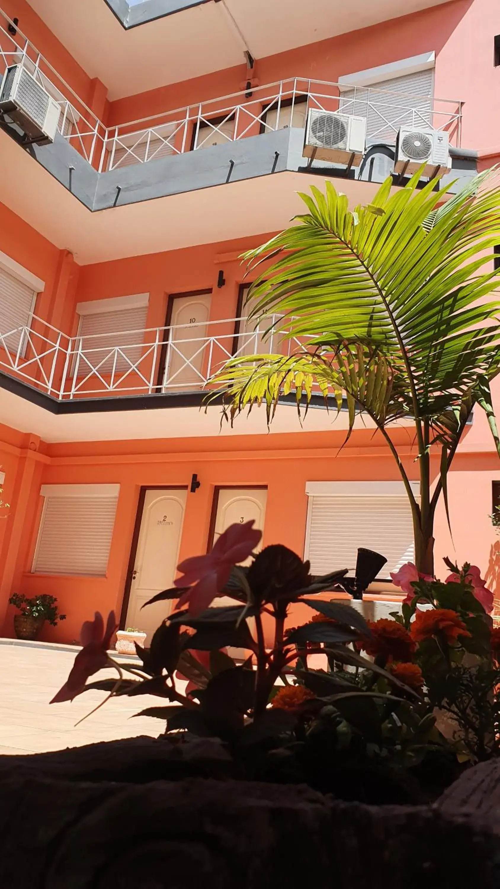 Budget Twin Room - single occupancy in Hotel Perla del Plata Budget Twin Room - single occupancy in Hotel Perla del Plata