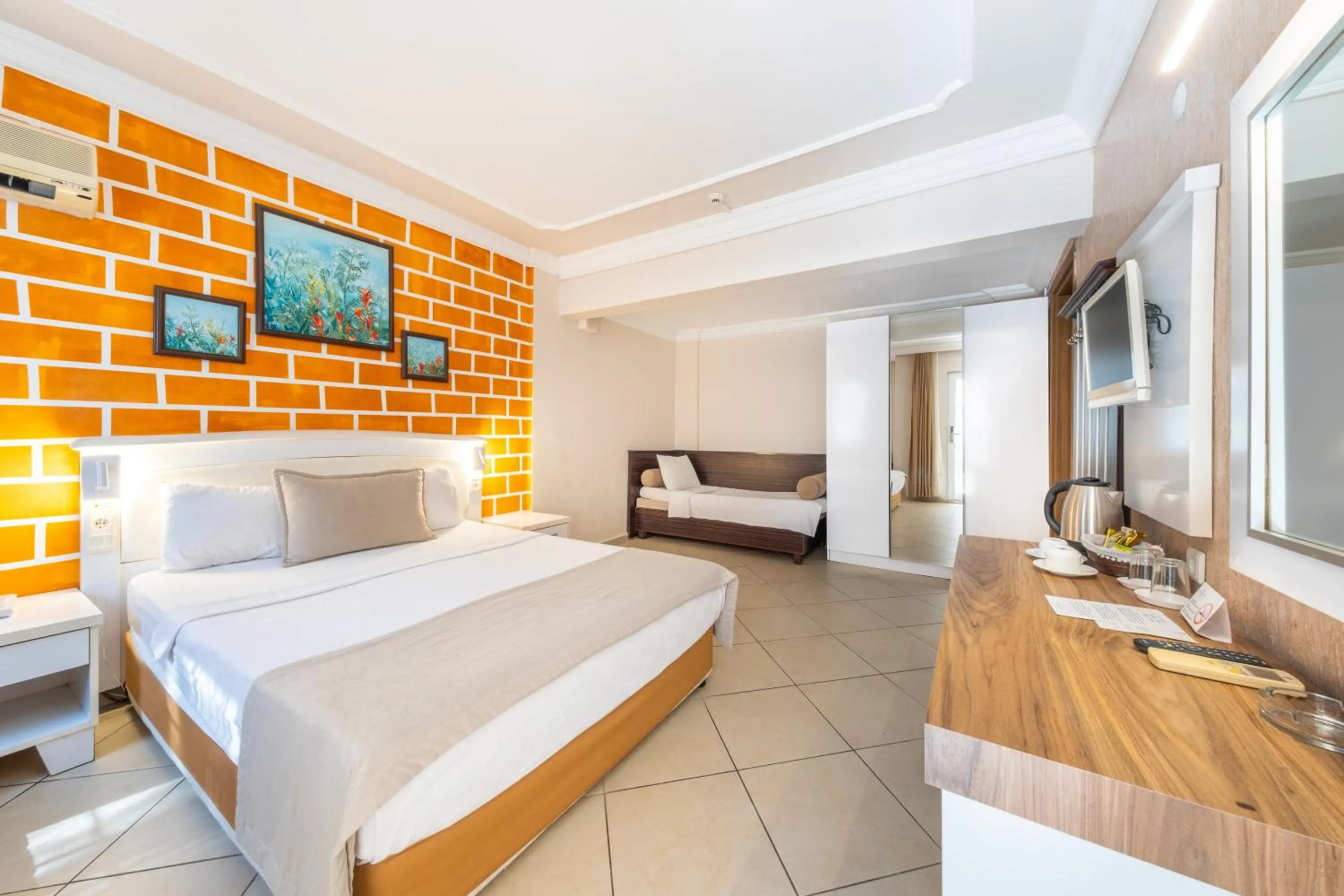 Nicholas Park Hotel