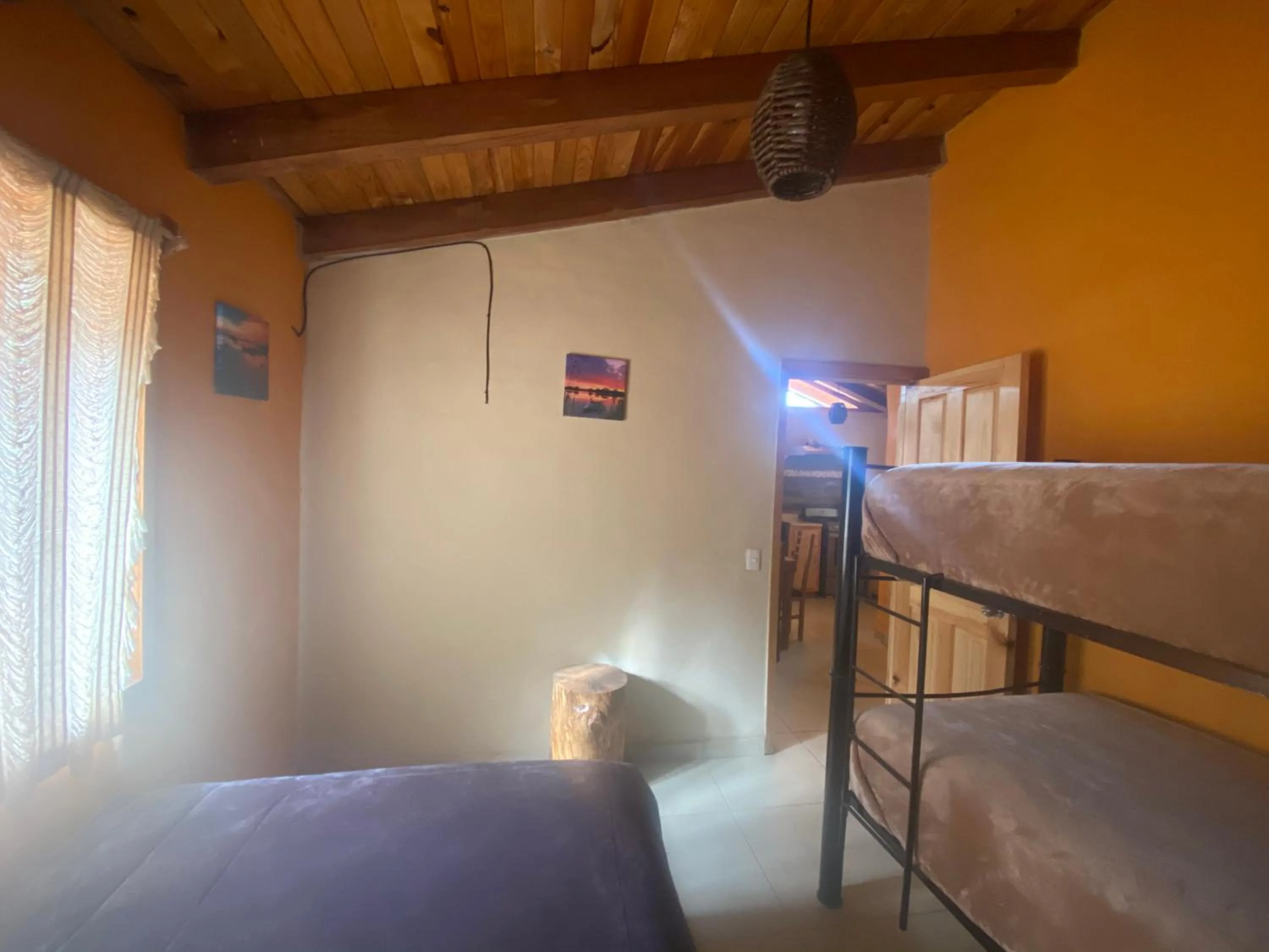 Bedroom, Bed in Los Pirineos