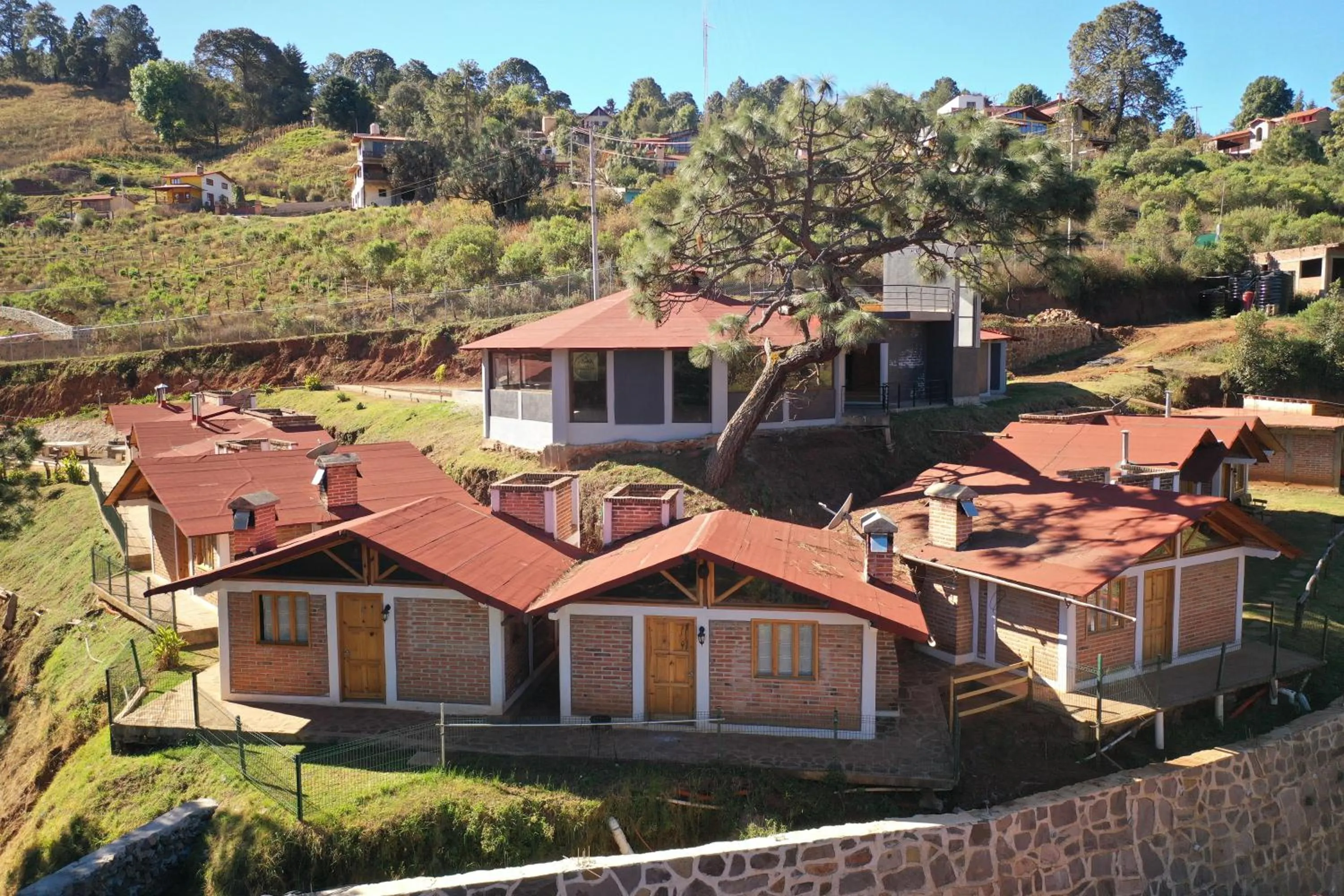 Neighbourhood in Los Pirineos