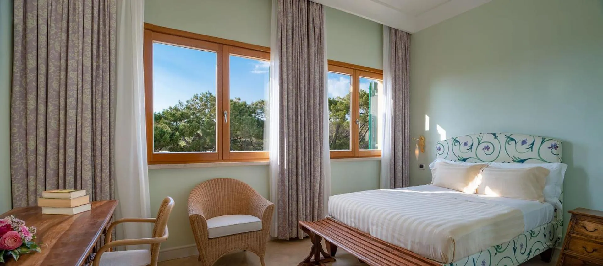 Bedroom, Bed in Tombolo Talasso Resort