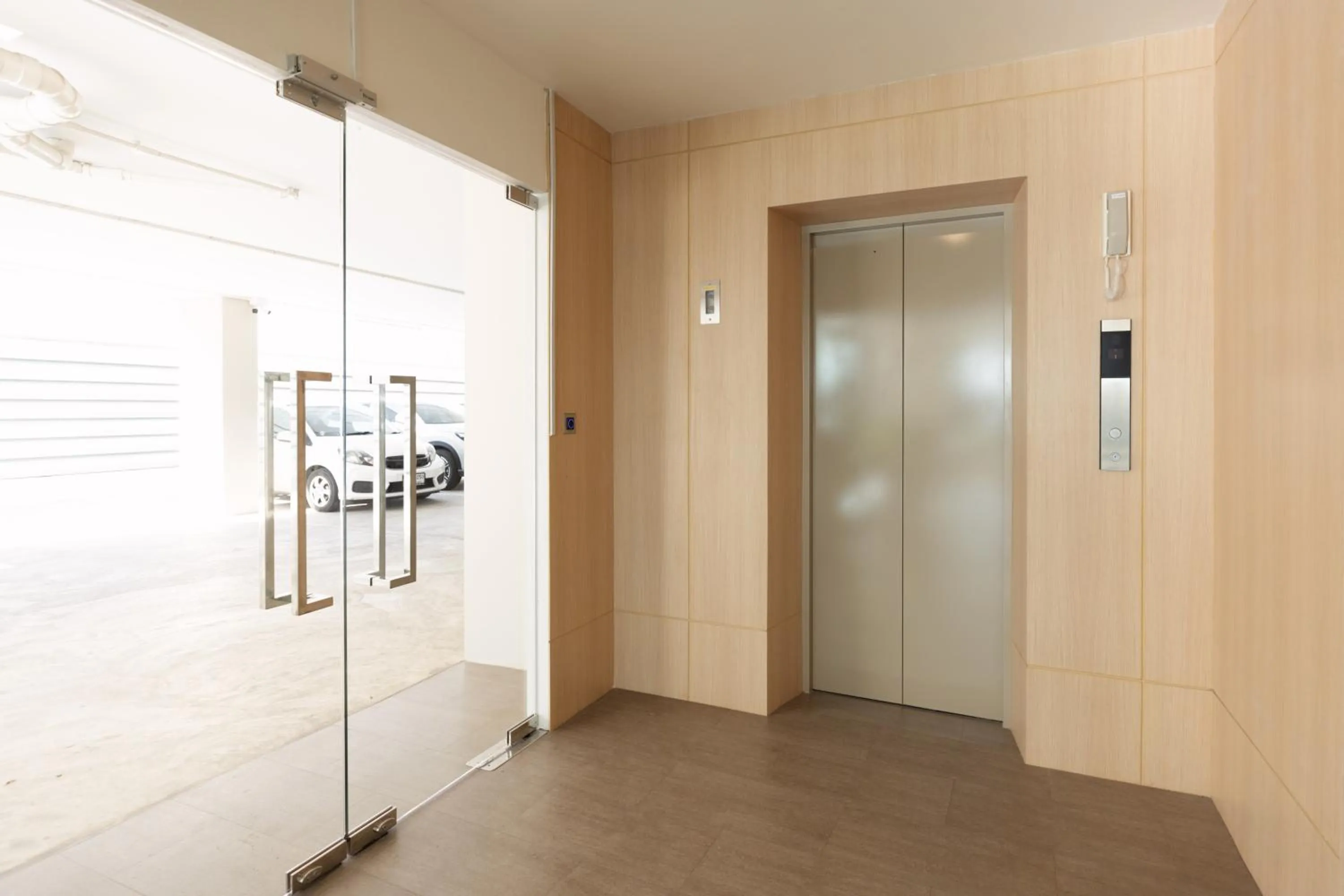 elevator in Good nine Hotel