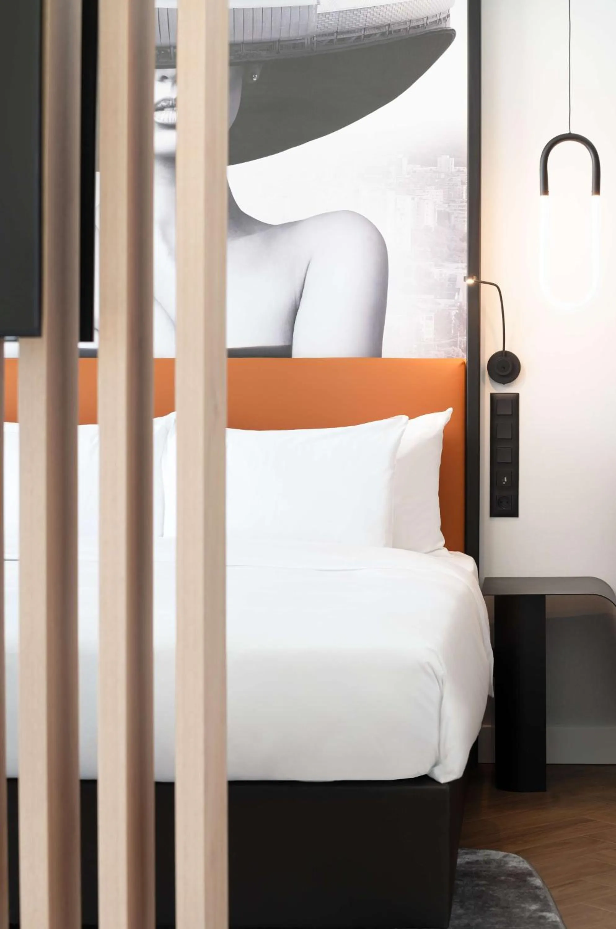 Bedroom, Bed in Radisson Blu Hotel, Cluj