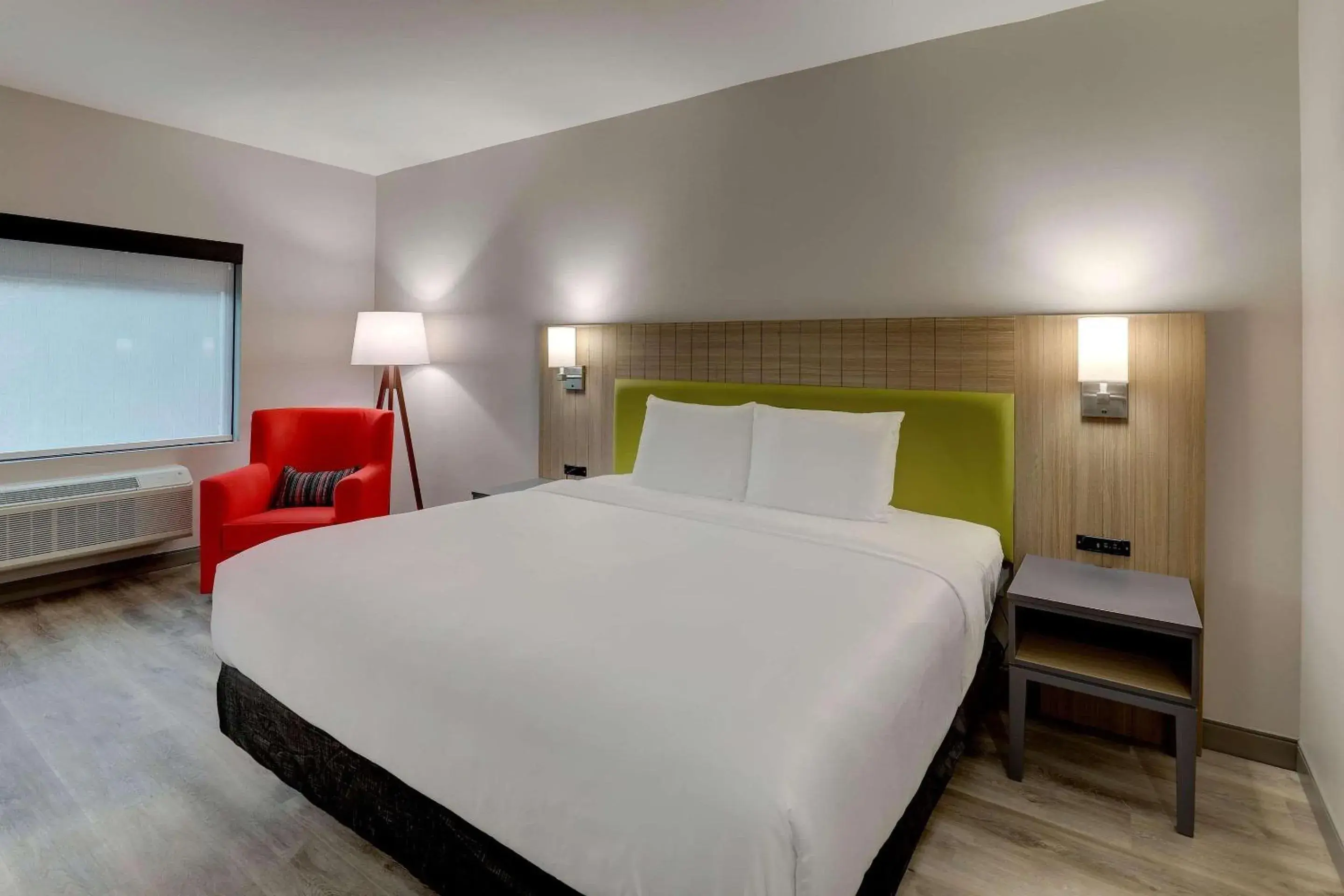 Photo of the whole room, Bed in Country Inn & Suites by Radisson, Cumming near NorthSide Hospital Forsyth Photo of the whole room, Bed in Country Inn & Suites by Radisson, Cumming near NorthSide Hospital Forsyth