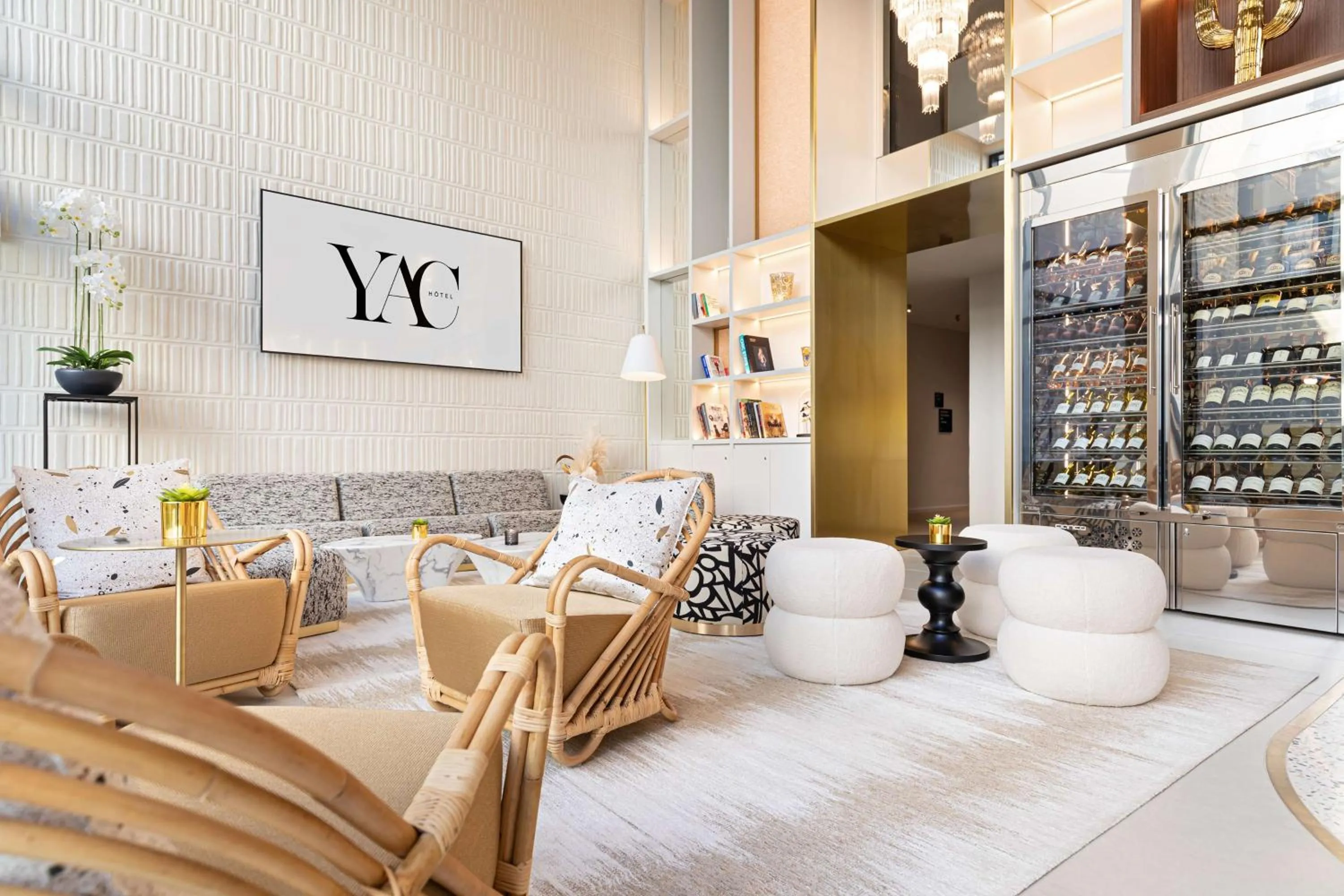 Lobby or reception in Hotel Yac Paris Clichy, a member of Radisson Individuals