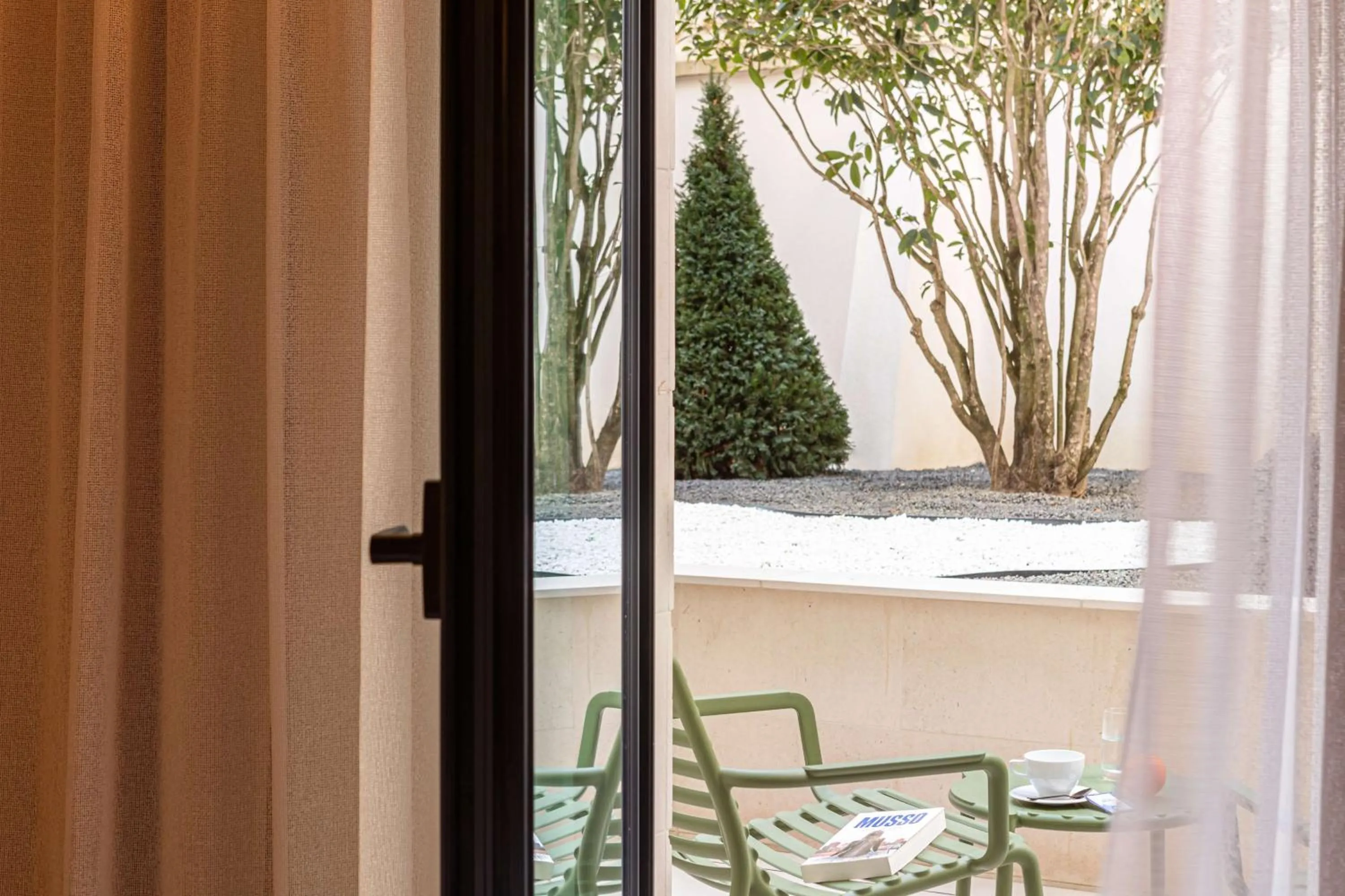 Garden in Hotel Yac Paris Clichy, a member of Radisson Individuals