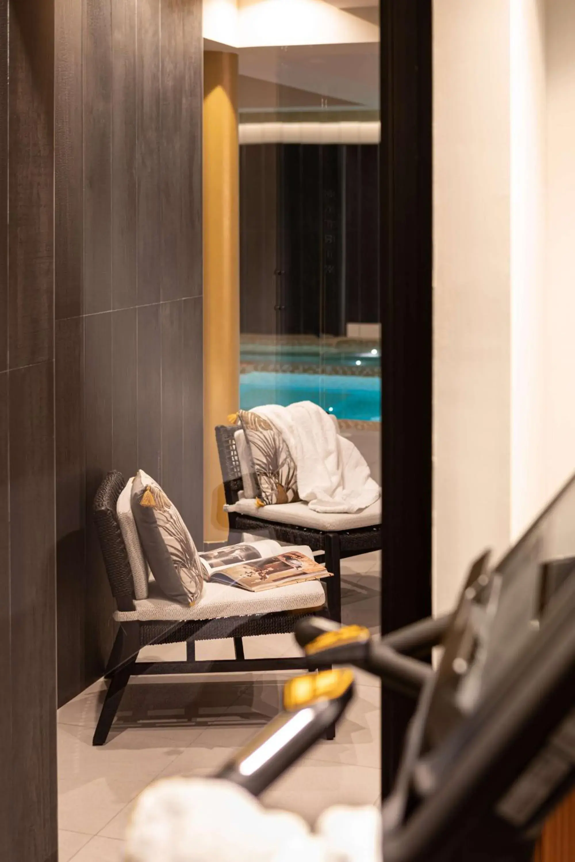 Pool view in Hotel Yac Paris Clichy, a member of Radisson Individuals Pool view in Hotel Yac Paris Clichy, a member of Radisson Individuals