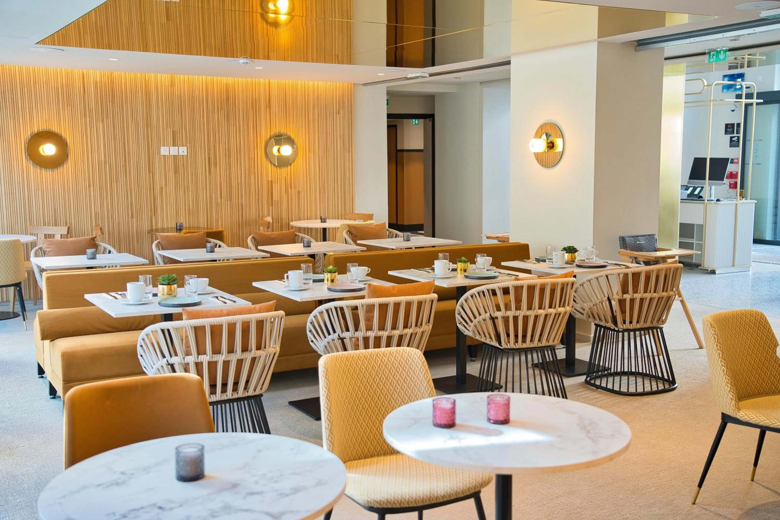 Restaurant/places to eat in Hotel Yac Paris Clichy, a member of Radisson Individuals