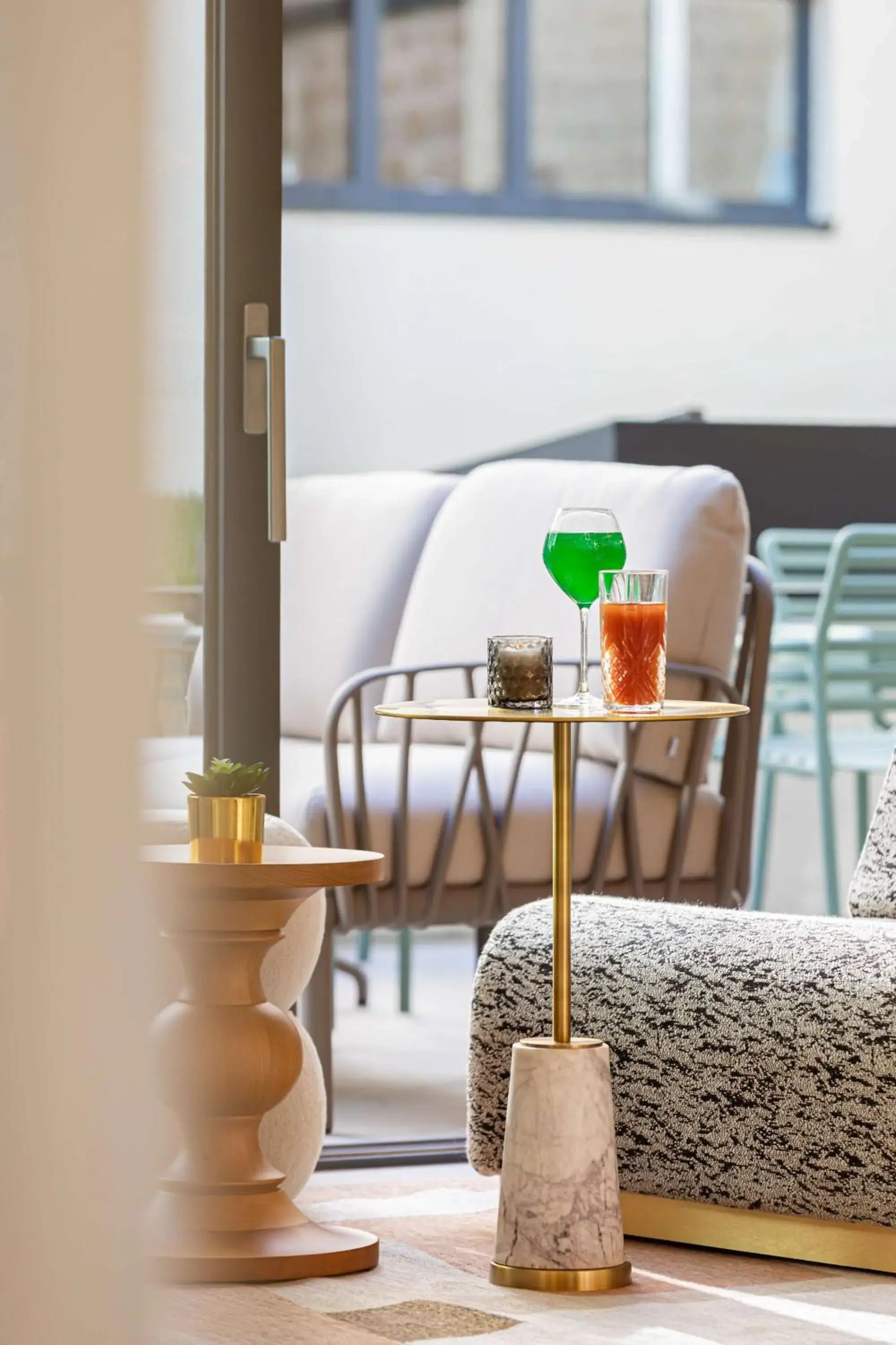 Lounge or bar in Hotel Yac Paris Clichy, a member of Radisson Individuals Lounge or bar in Hotel Yac Paris Clichy, a member of Radisson Individuals