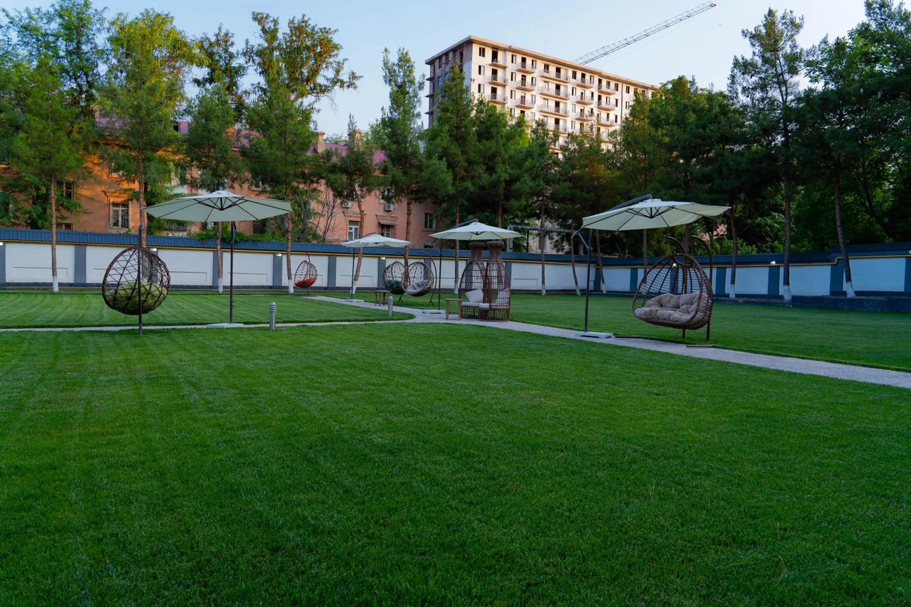 Garden in Green Park Hotel