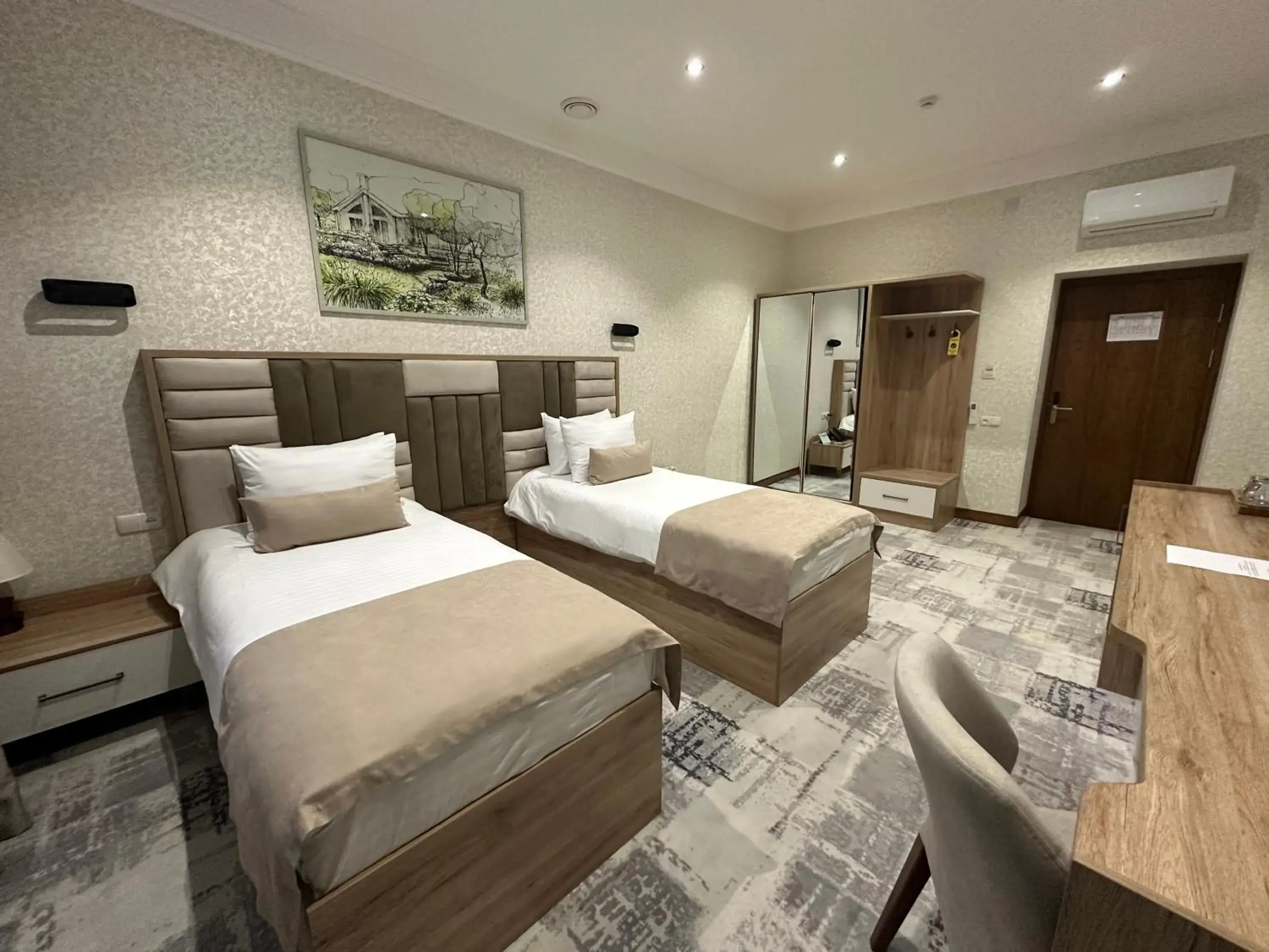 Superior Twin Room - single occupancy in Green Park Hotel Superior Twin Room - single occupancy in Green Park Hotel