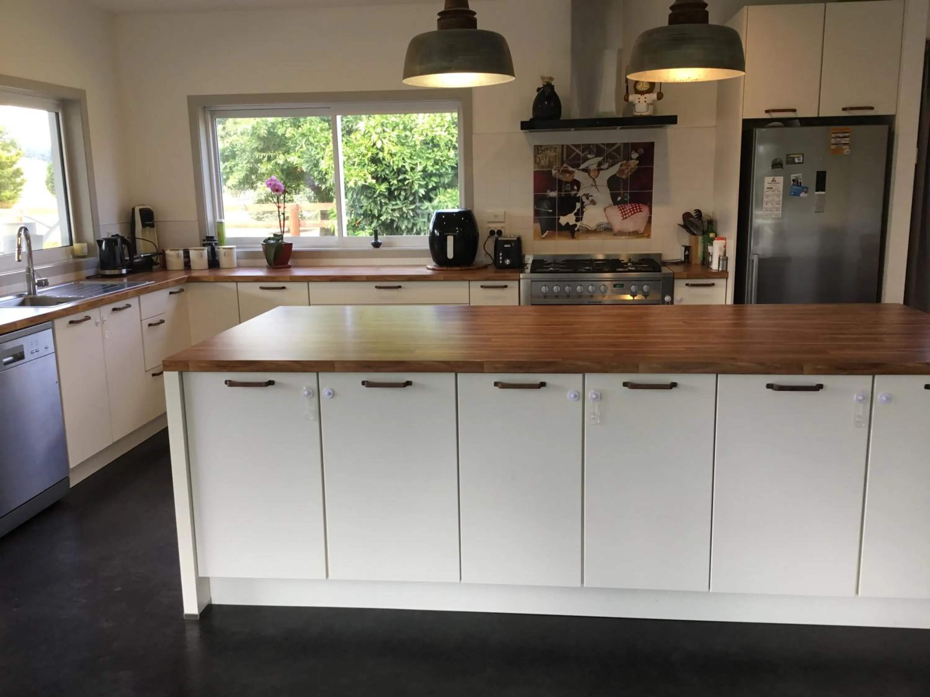 Kitchen or kitchenette in Fairway views B & B