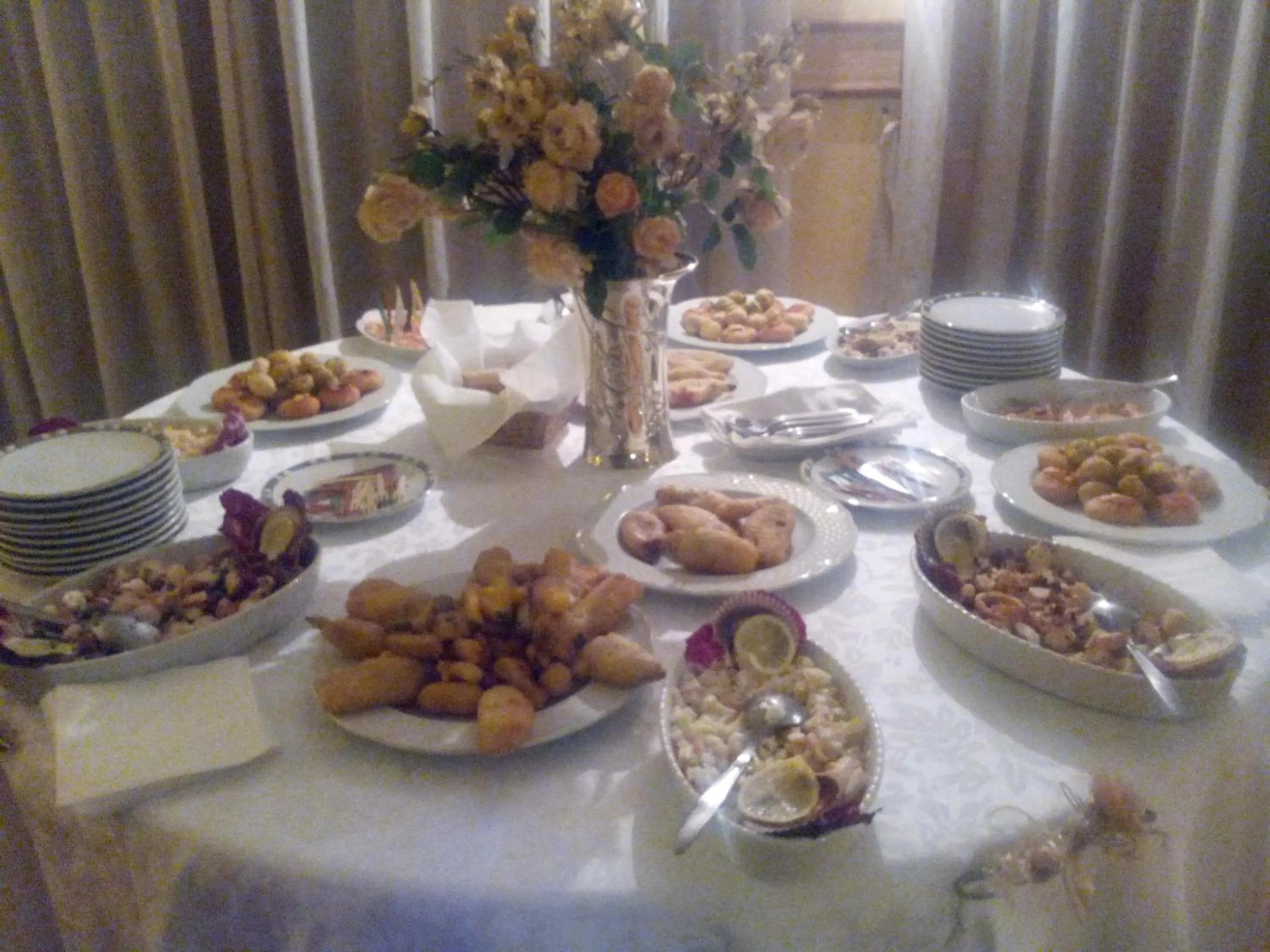 Restaurant/places to eat in Hotel Lento