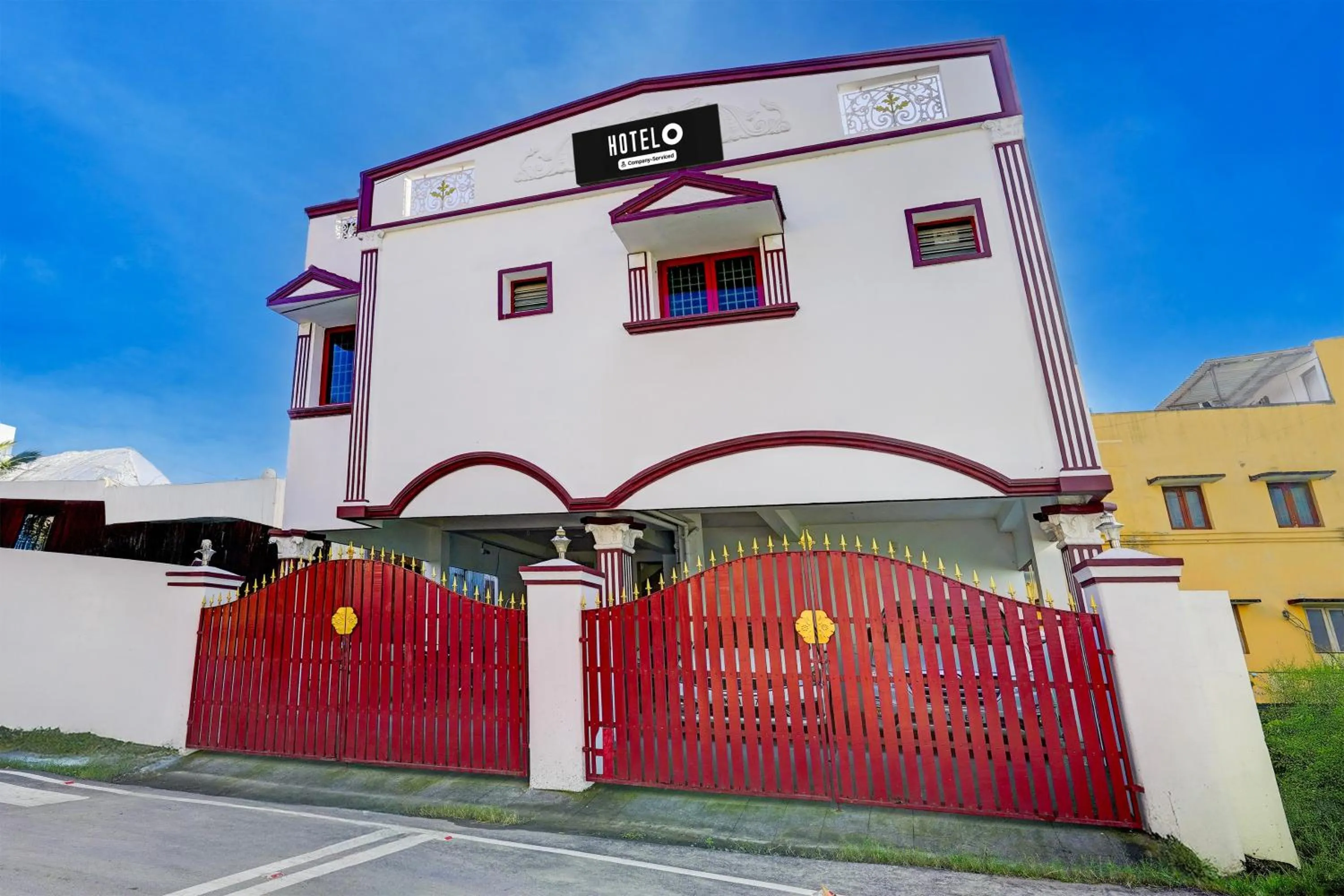 Facade/entrance in Super Hotel O Thoraipakkam Chennai