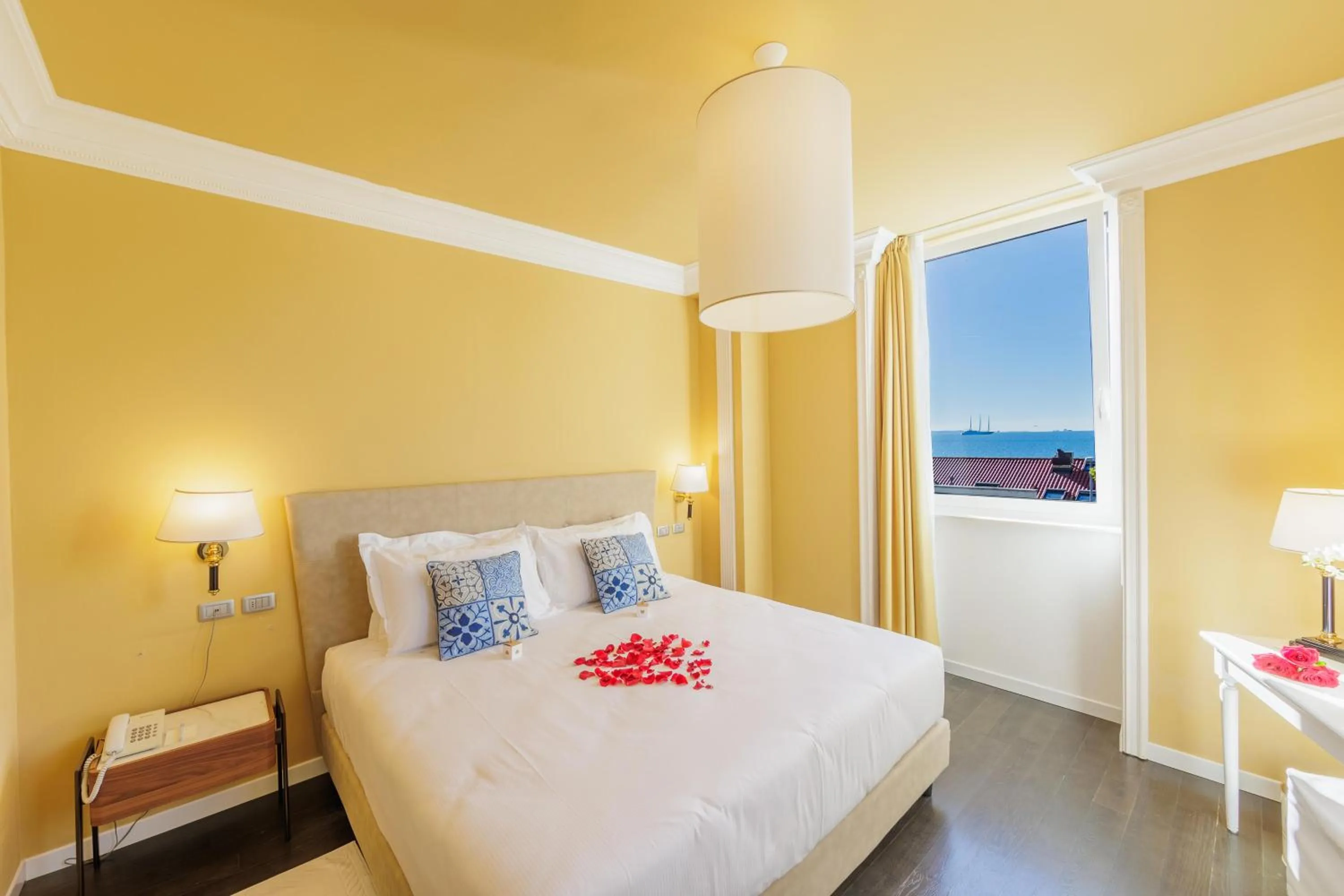 Bed in Greif Hotel & Spa