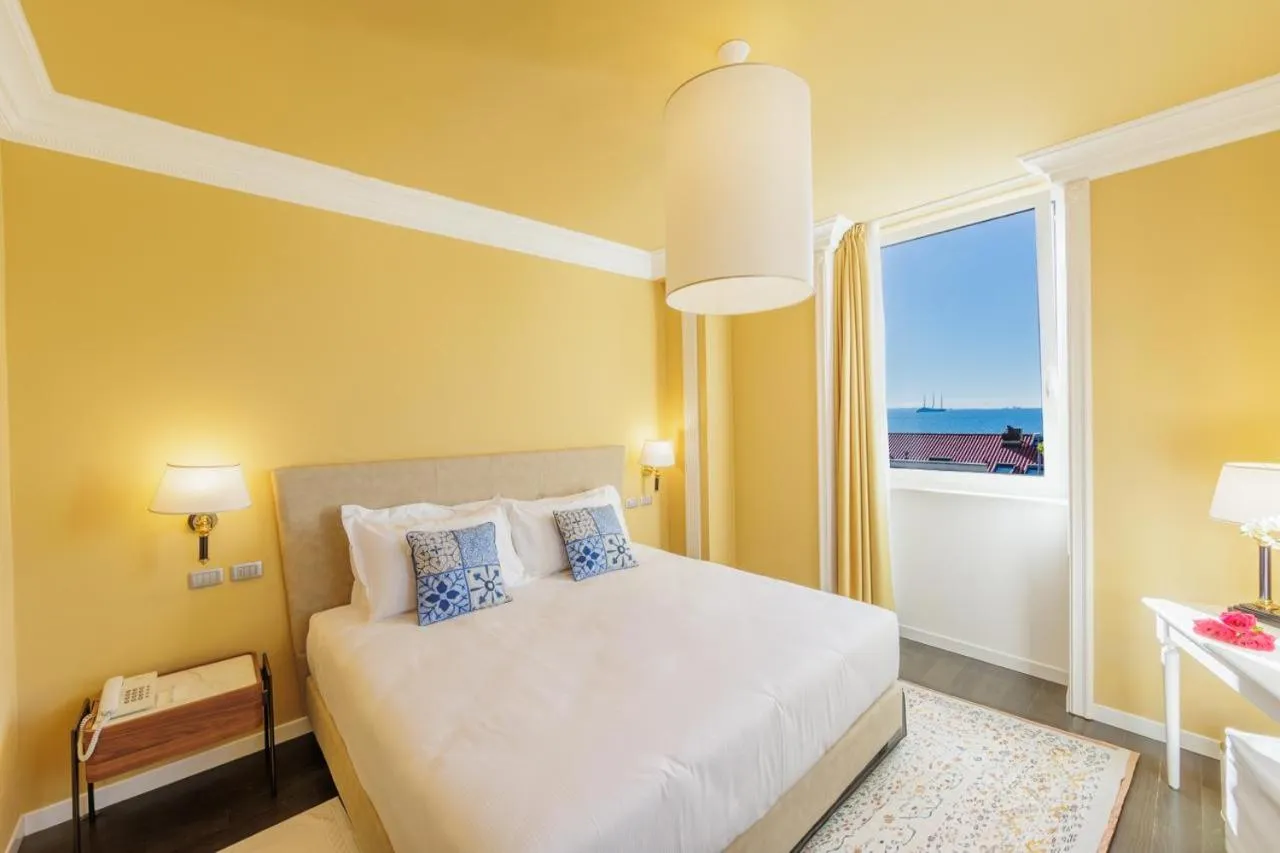 Bed in Greif Hotel & Spa