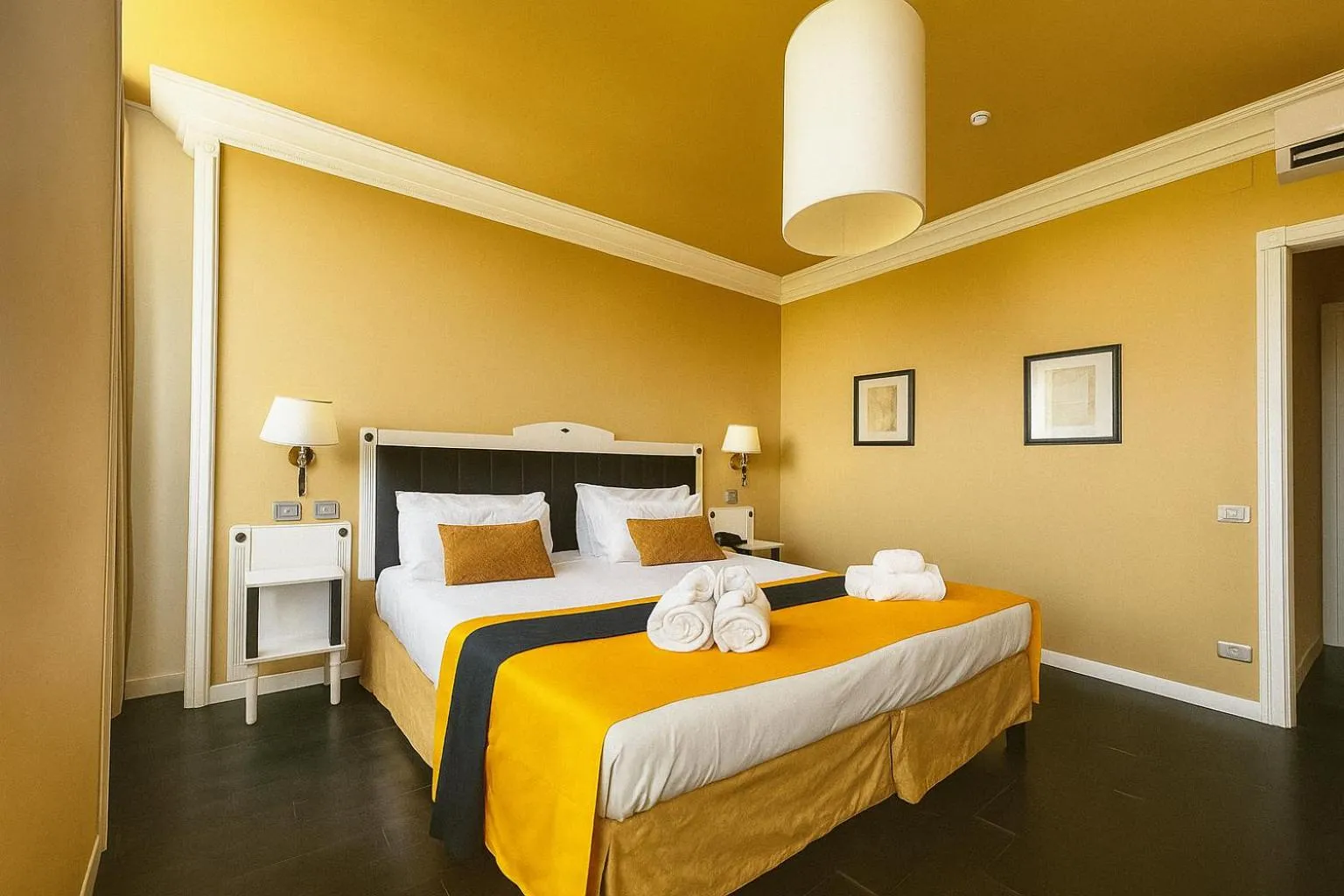 Bed in Greif Hotel & Spa