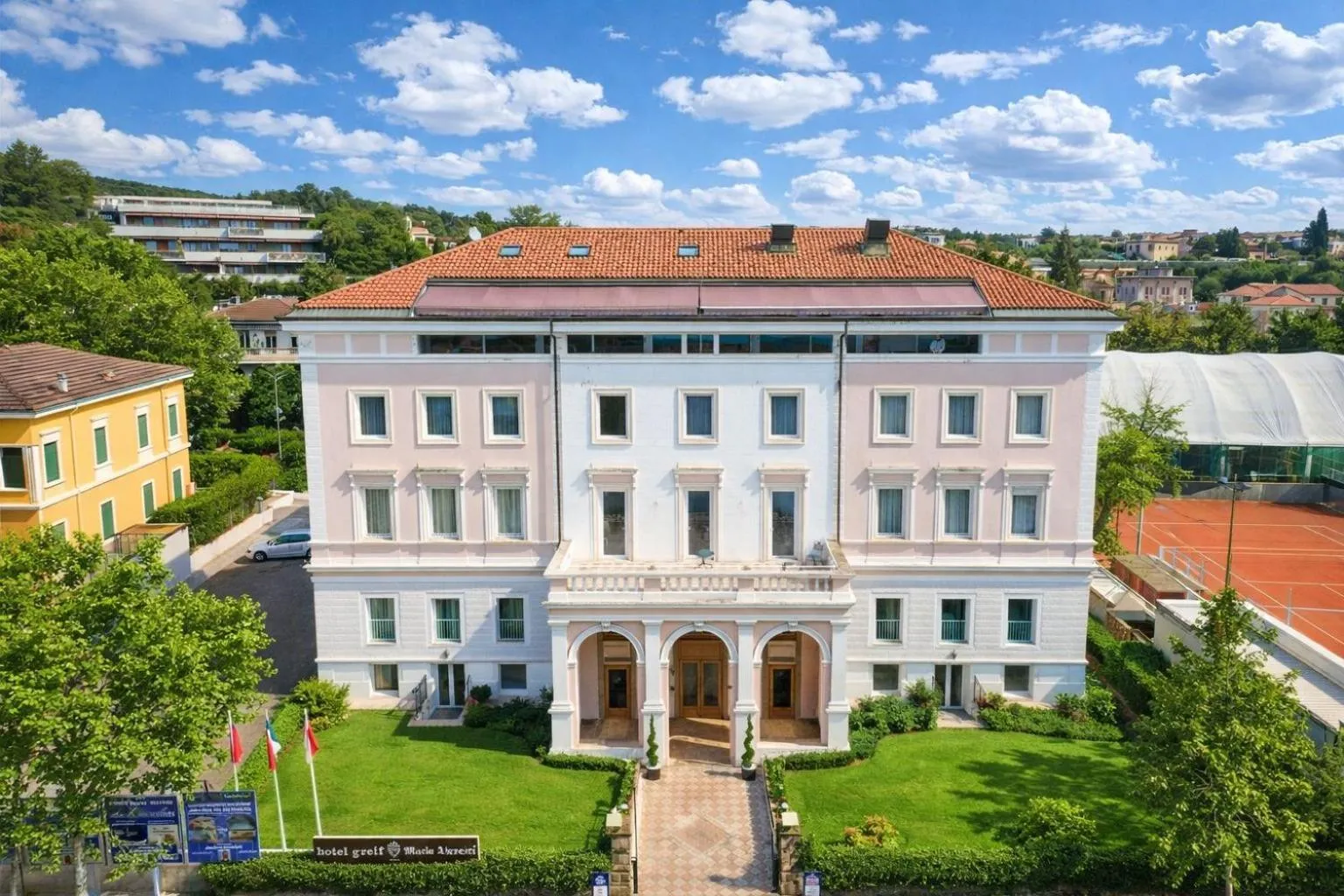 Property building in Greif Hotel & Spa