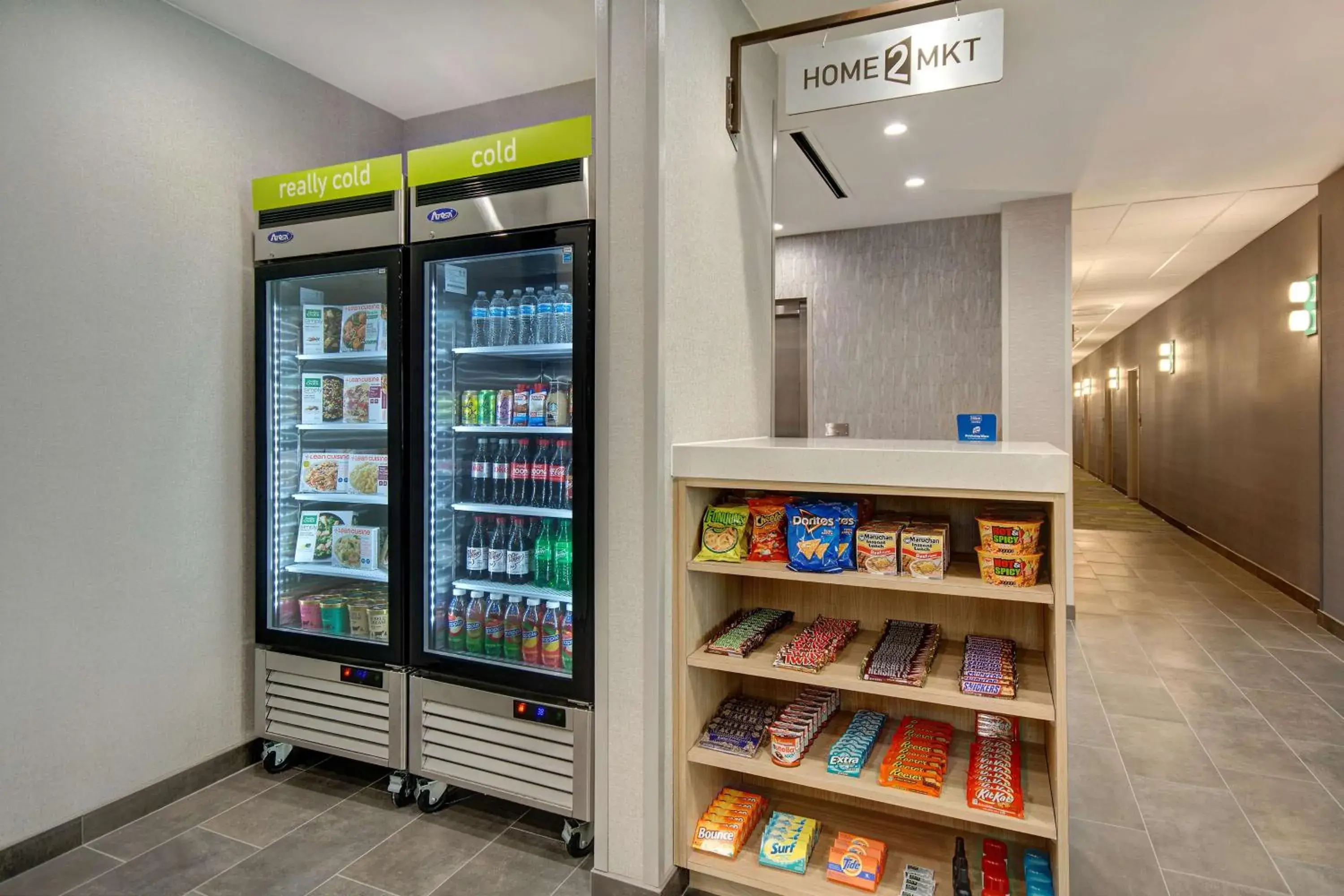 Restaurant/places to eat in Home2 Suites By Hilton Burleson Restaurant/places to eat in Home2 Suites By Hilton Burleson