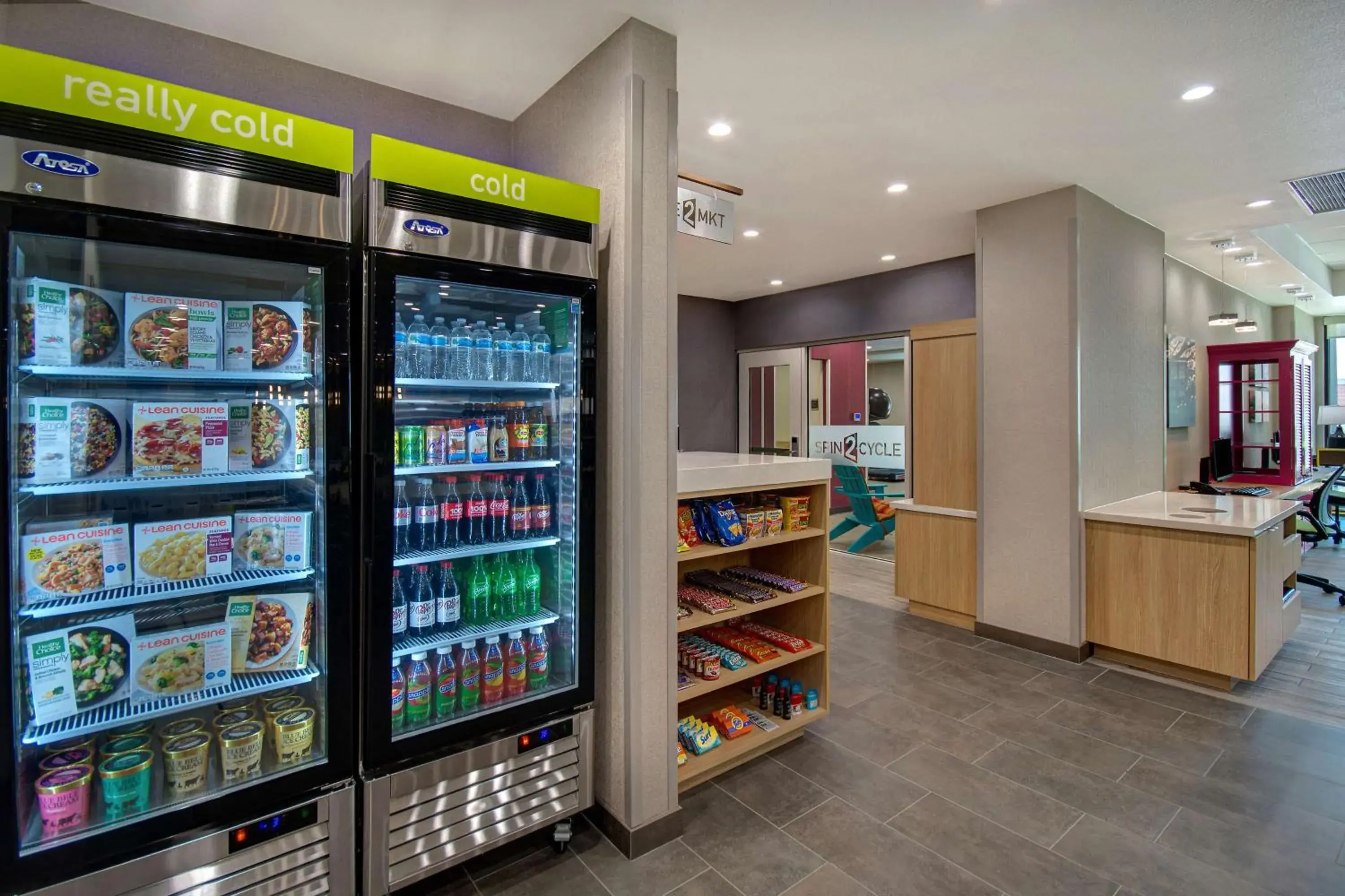 Restaurant/places to eat in Home2 Suites By Hilton Burleson Restaurant/places to eat in Home2 Suites By Hilton Burleson