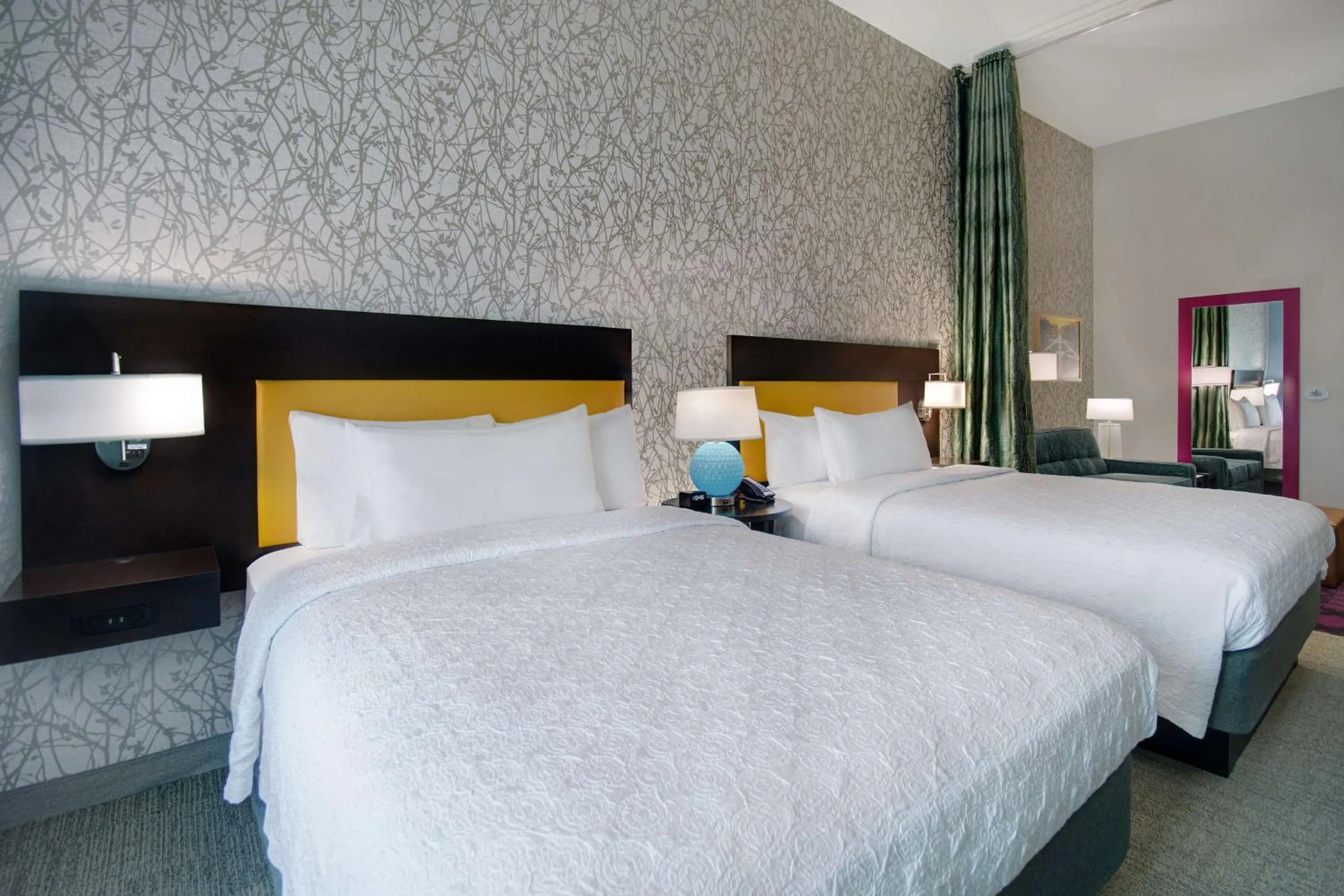 Bed in Home2 Suites By Hilton Burleson