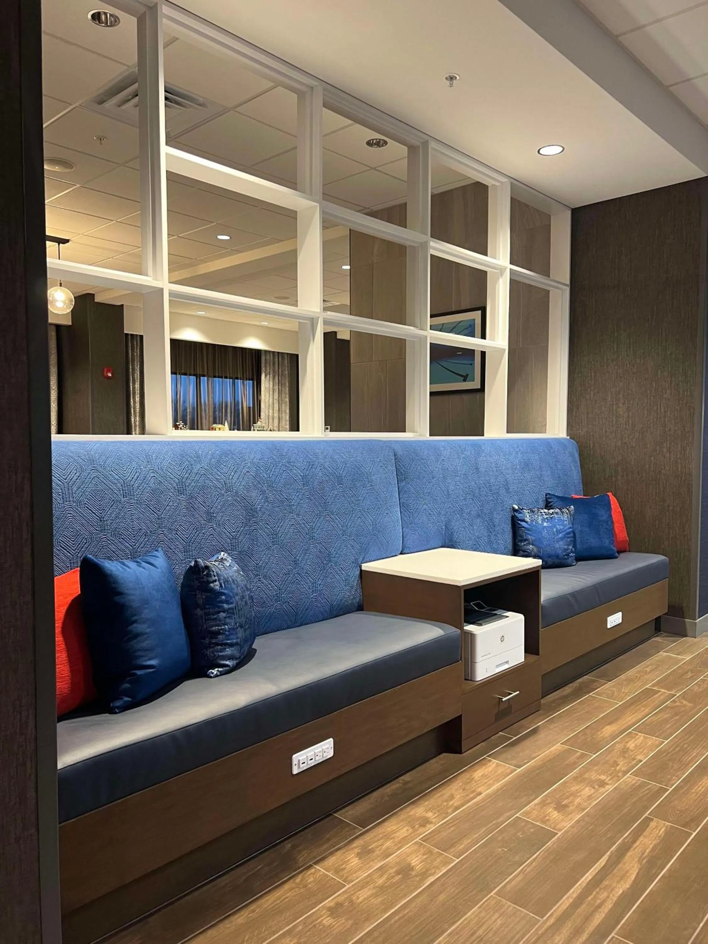Lobby or reception in Hampton Inn West Wichita Goddard
