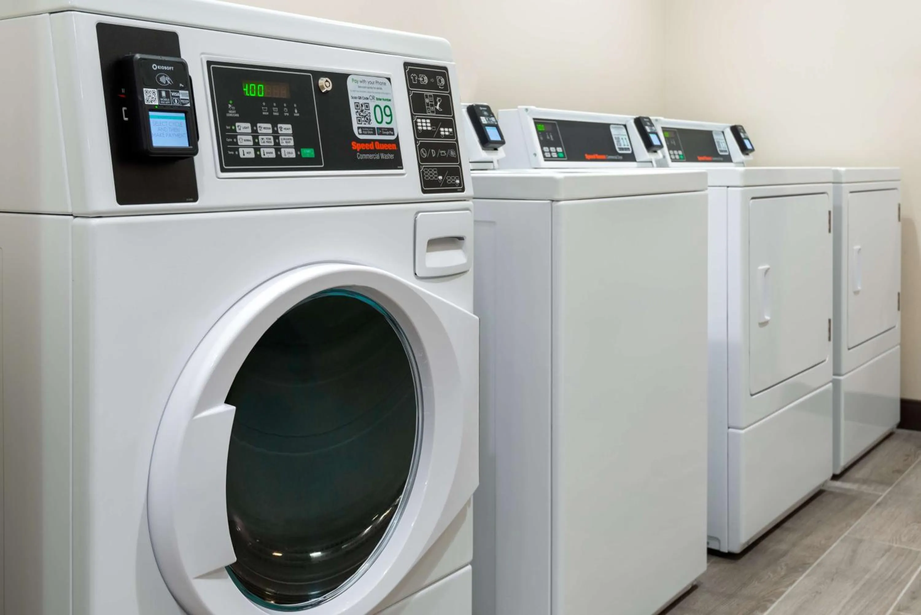 laundry in Home2 Suites By Hilton Wildwood The Villages