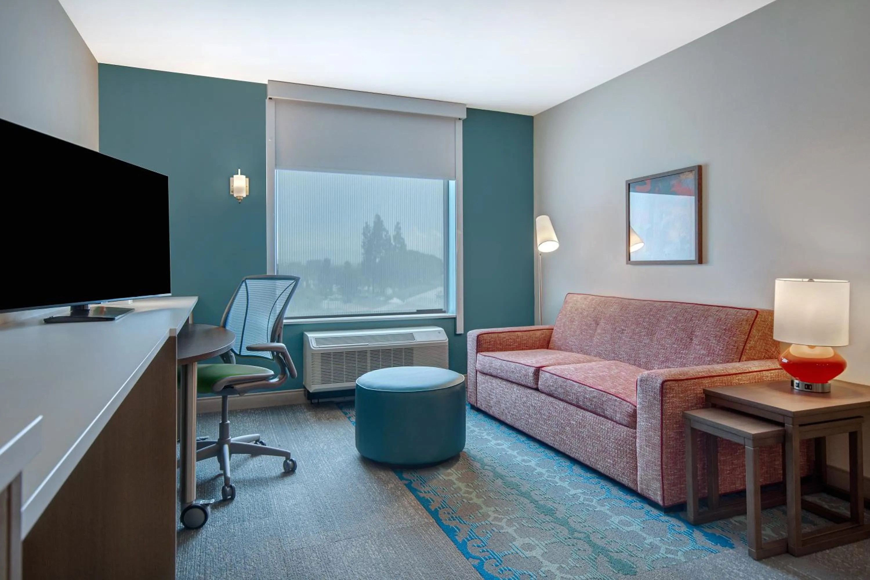 TV and multimedia in Home2 Suites By Hilton Garden Grove