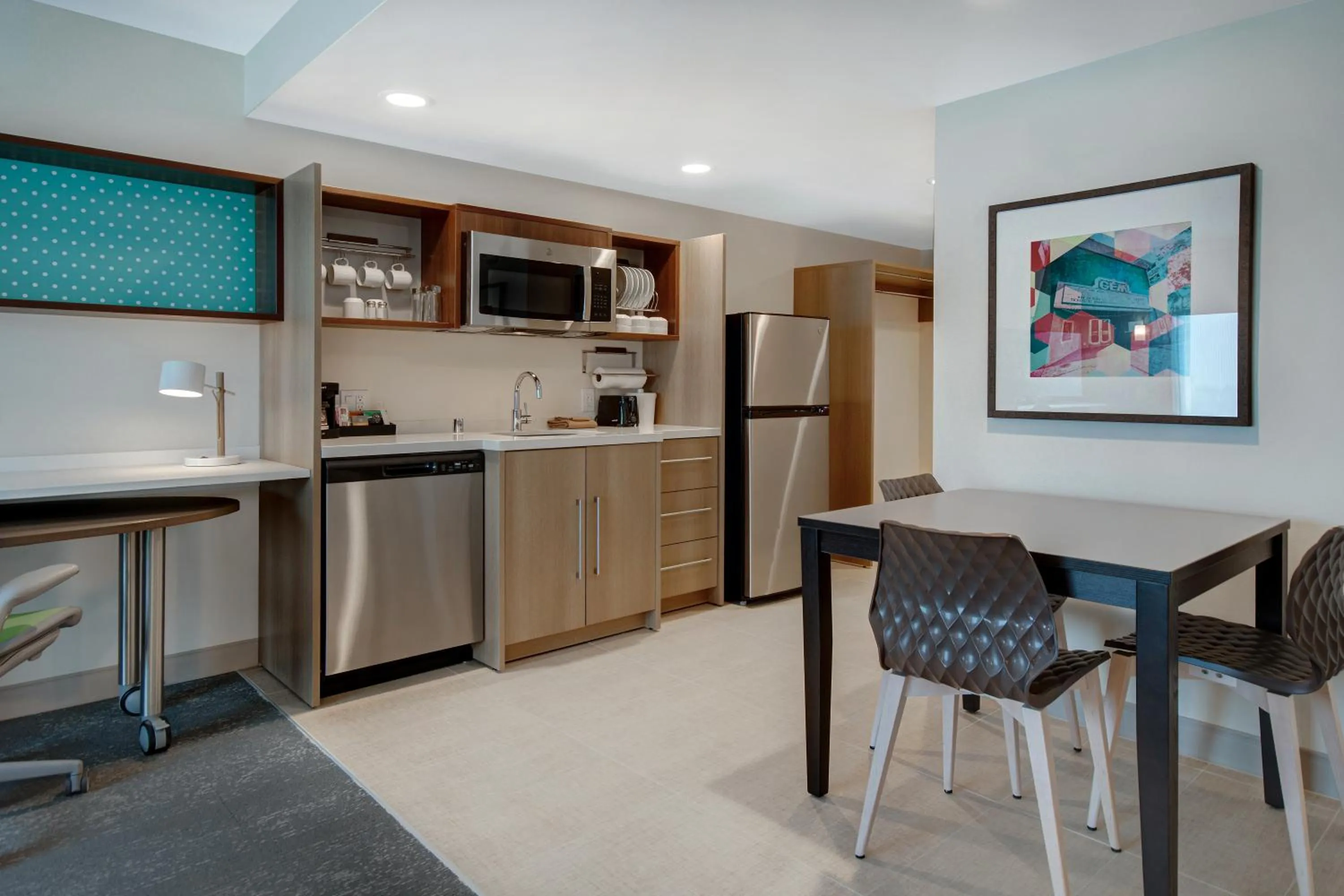 Coffee/tea facilities in Home2 Suites By Hilton Garden Grove