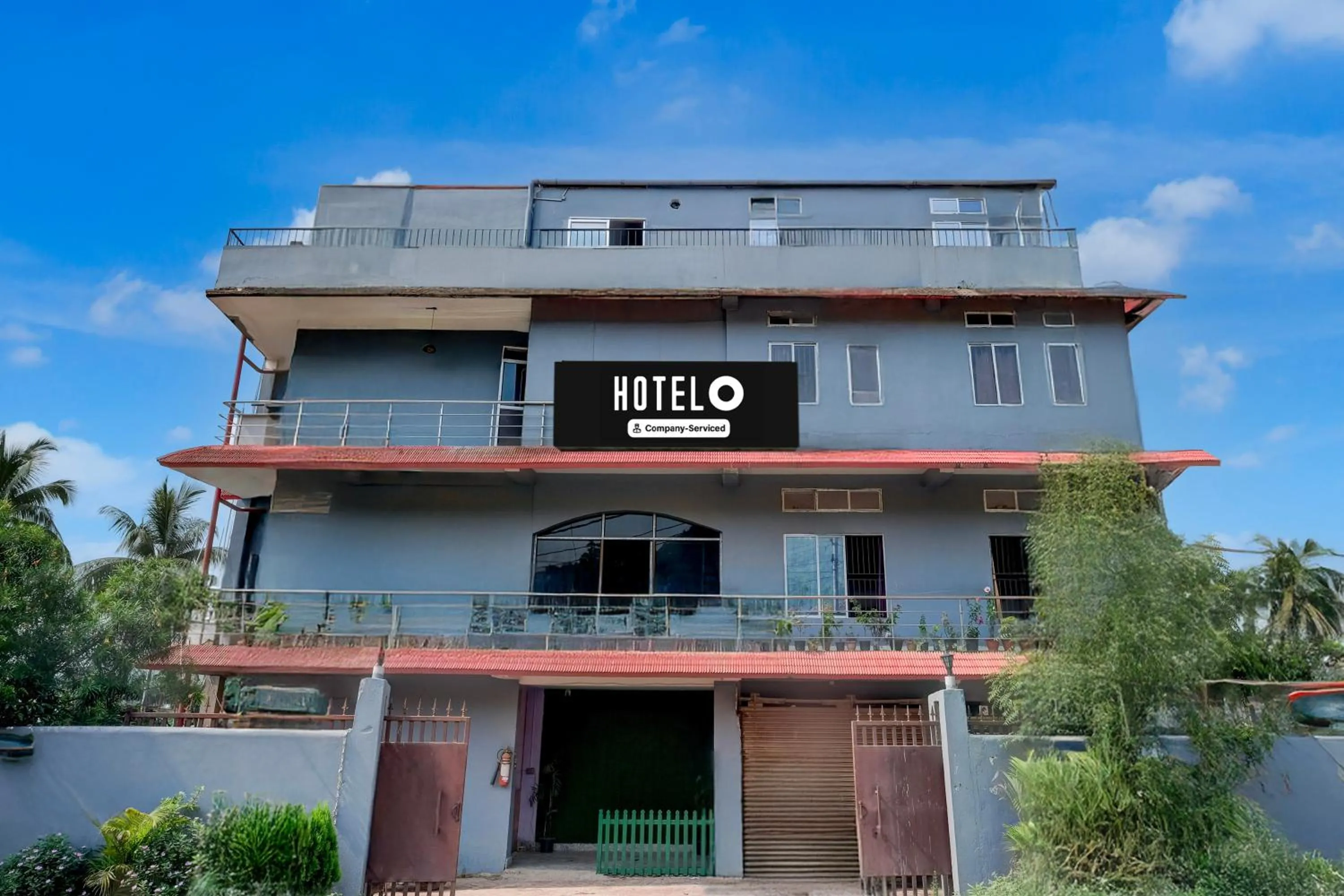 Property building in Super Hotel O Garchuk Market Formerly Trendz Stay