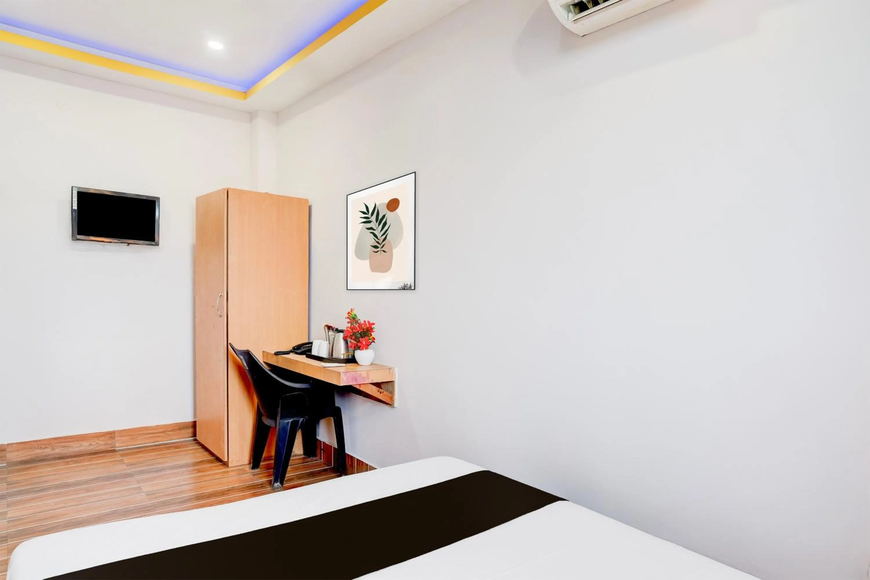 Bedroom, Bed in Super Hotel O Garchuk Market Formerly Trendz Stay