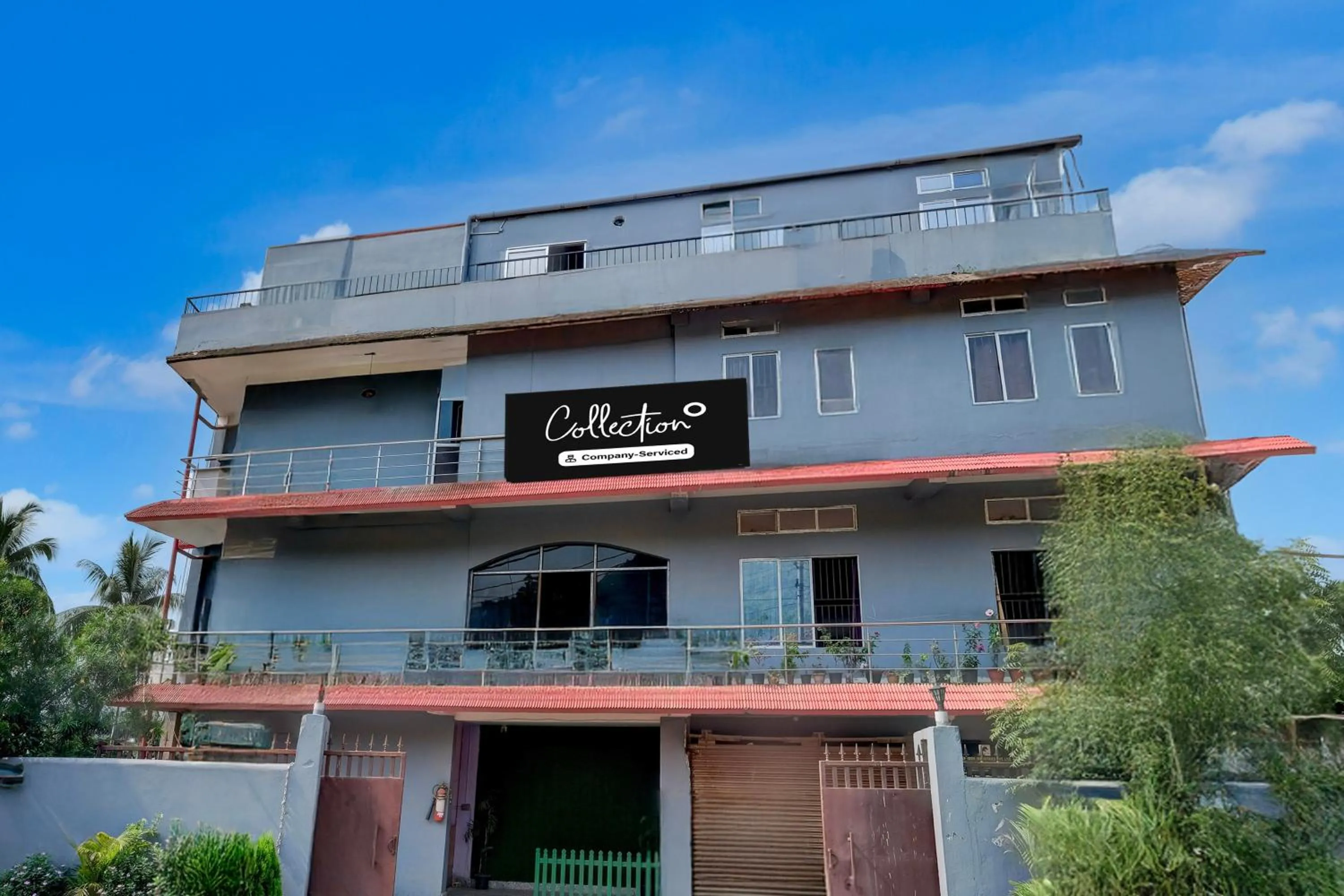 Facade/entrance in Super Hotel O Garchuk Market Formerly Trendz Stay