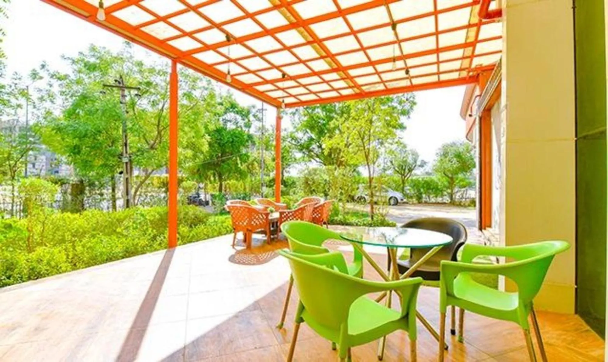 Restaurant/places to eat in Oriva Siddharth Corporate - Vavol, Gandhinagar