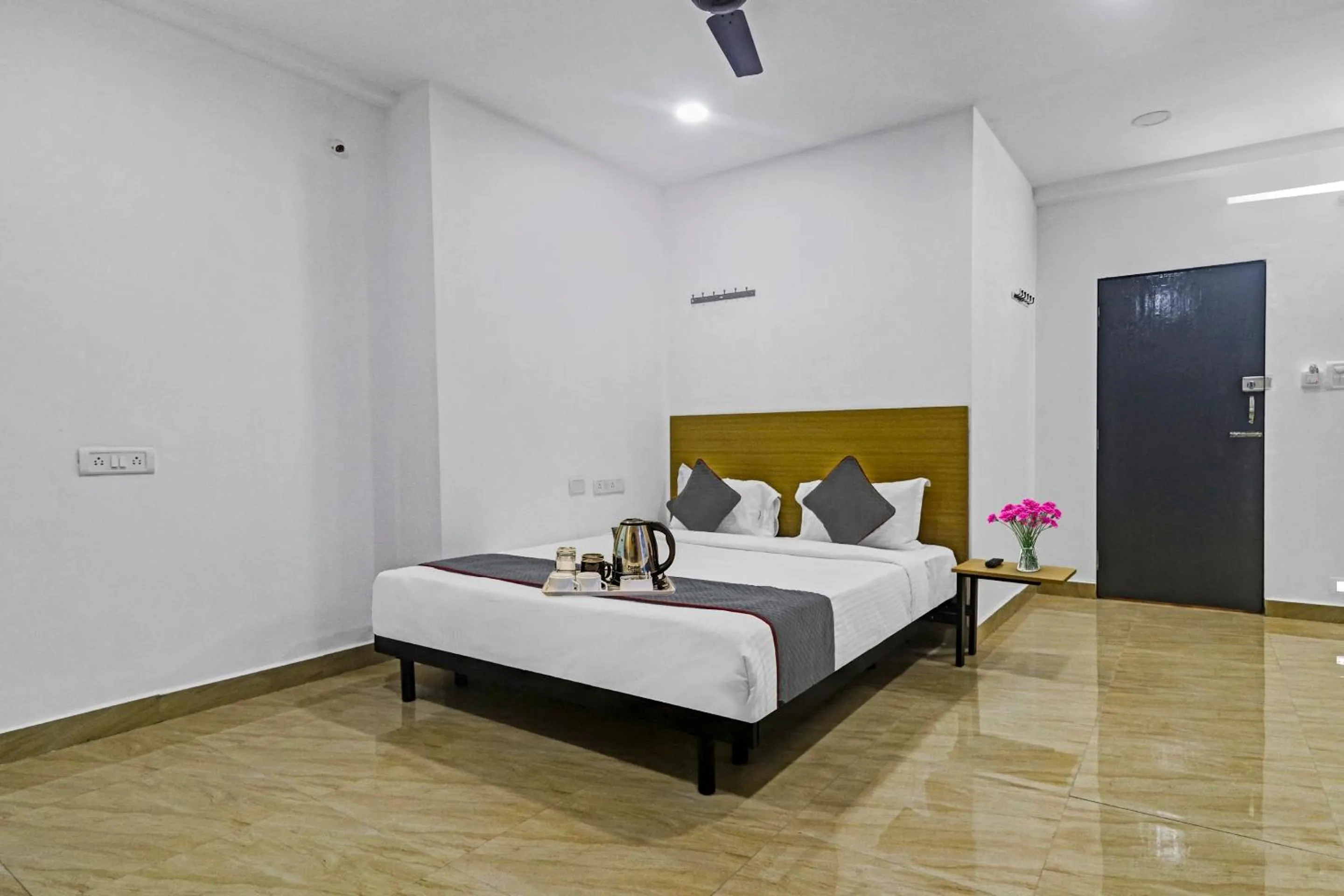 Bedroom, Bed in Townhouse De Alphabet Hotel